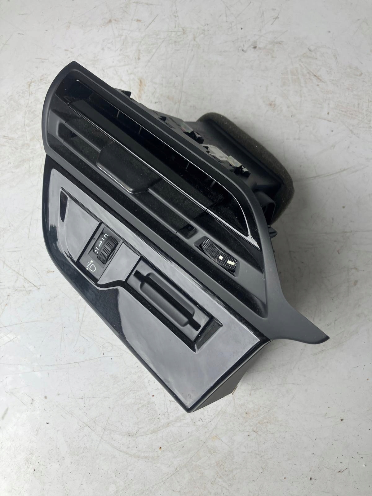 grid air conditioning devices left CITROEN C4 PICASSO II PIANO BLACK