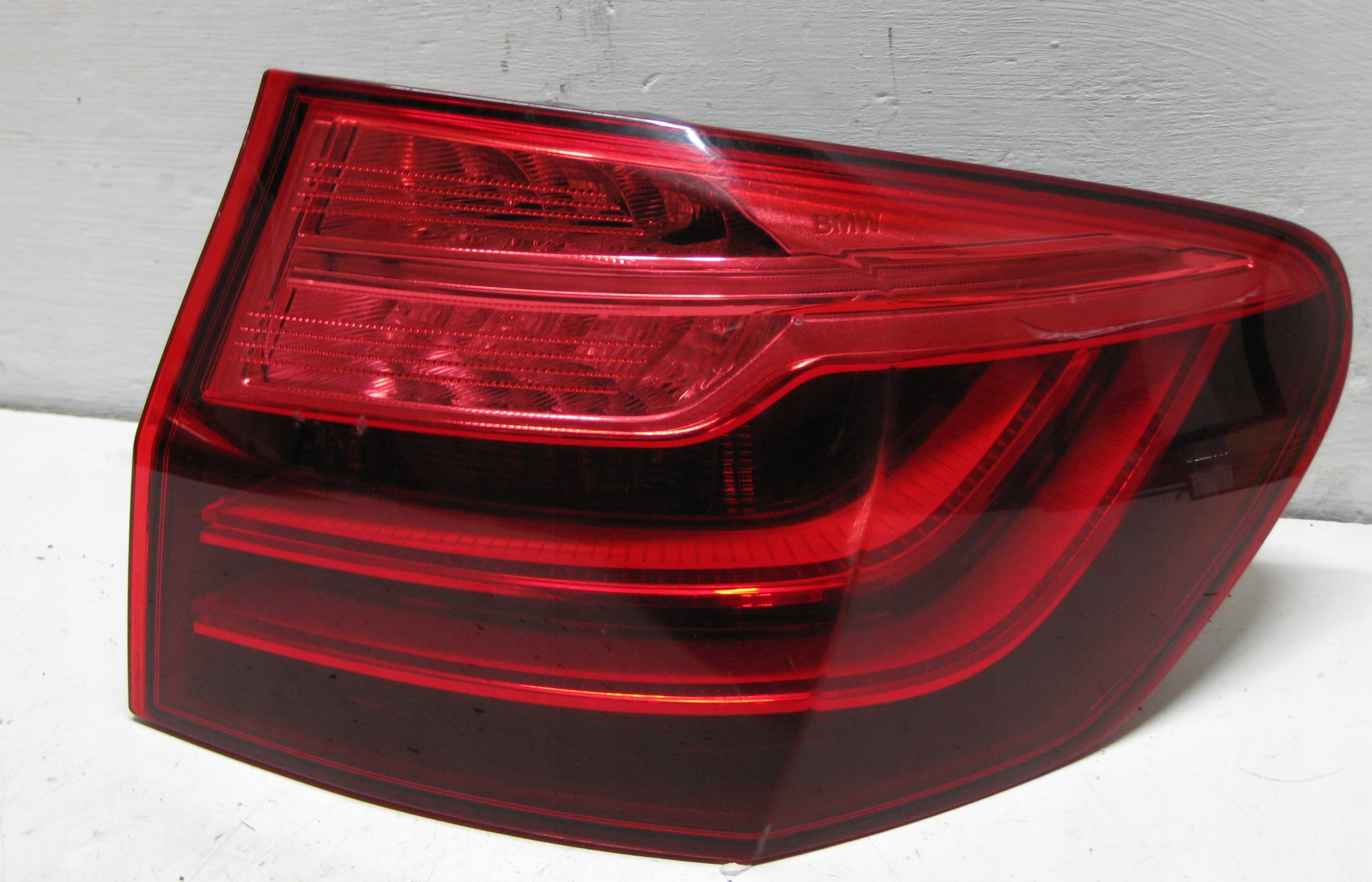 BMW F11 2.5 D 14R LAMPA PRAWY TYŁ EUROPA