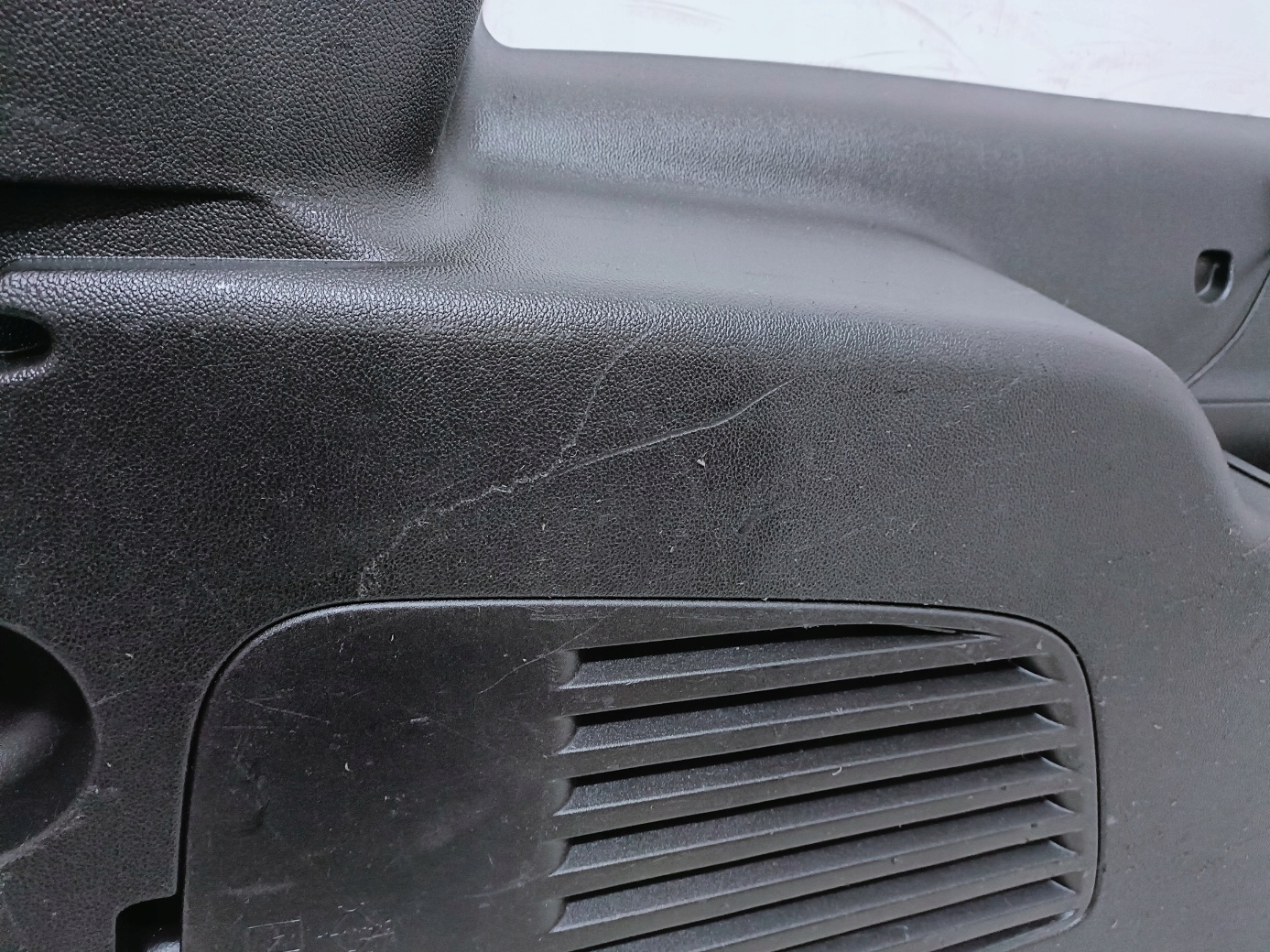 CADILLAC ESCALADE IV 15- boot upholstery left 23220890