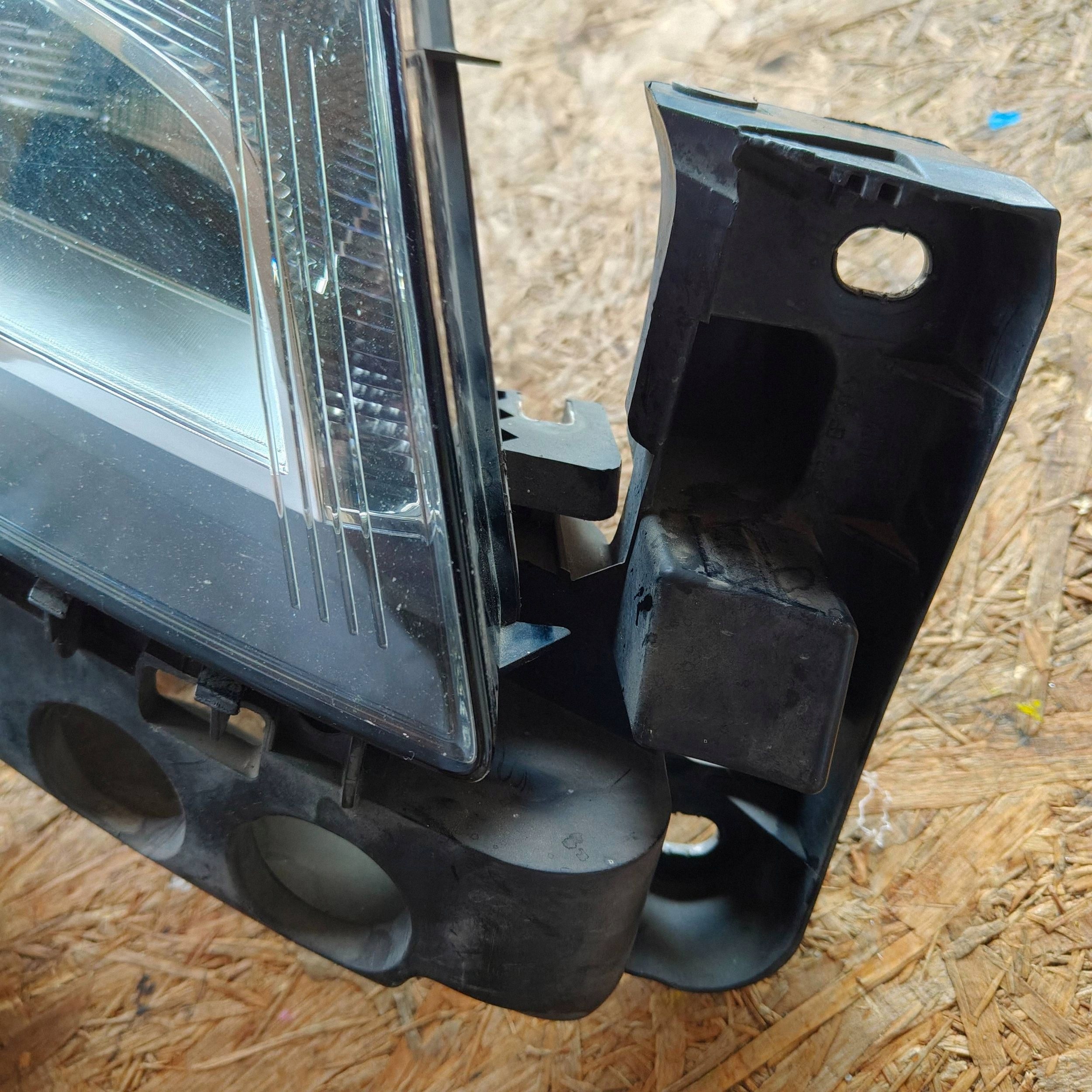 Audi A3 S3 lift BI-Xenon led light right front 8P0941030