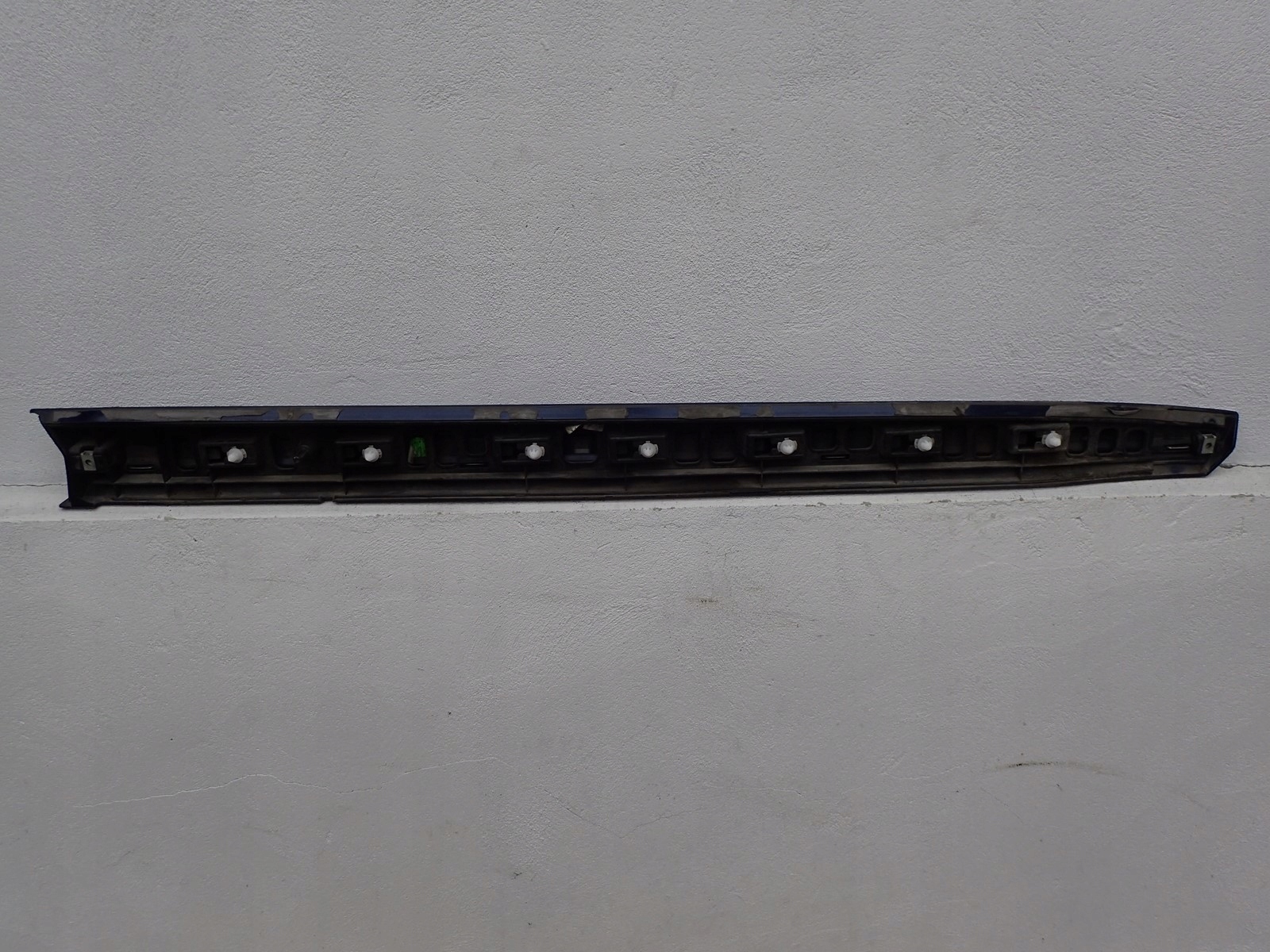 moulding for door left front VW ARTEON 3G8853969B