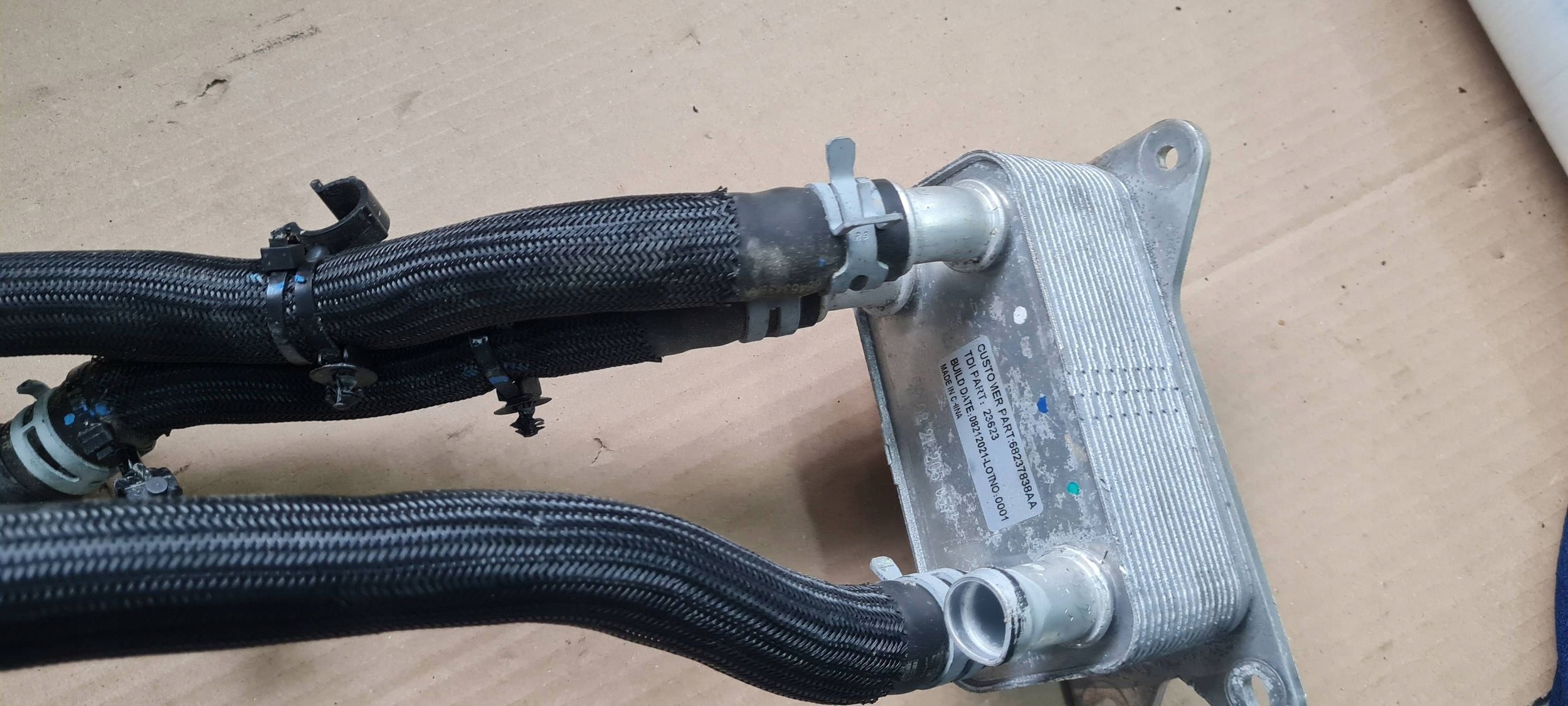 Chrysler Pacifica 2022 radiator WYMIENIK CIEPLA 3.6 68237838AA