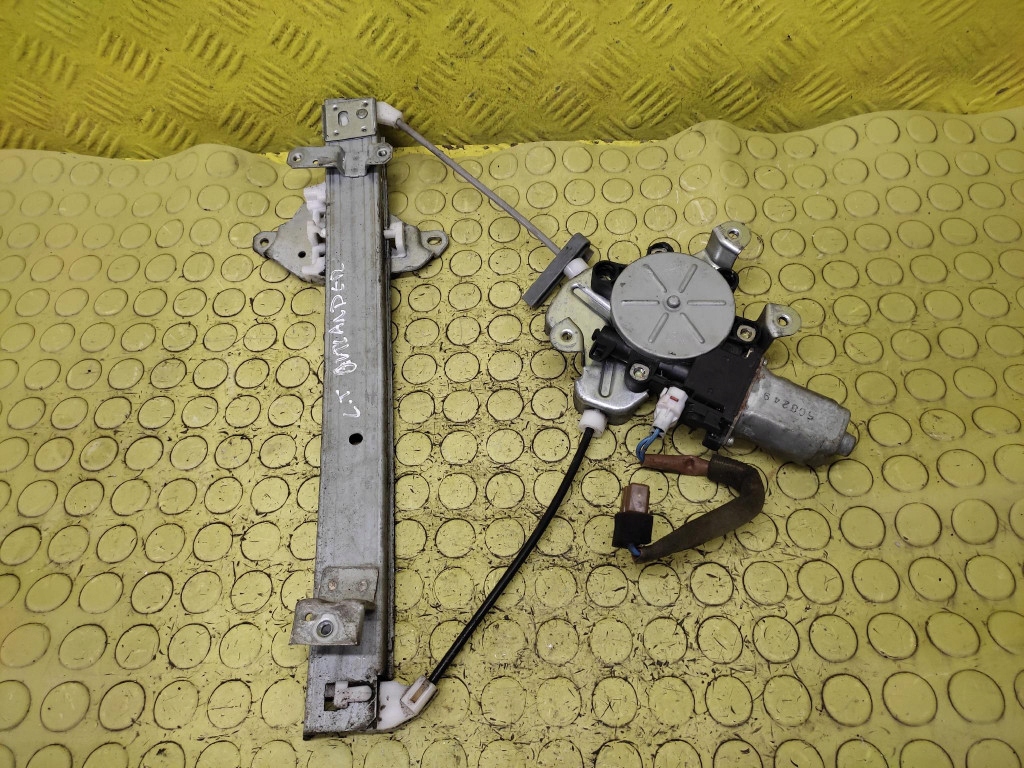 MITSUBISHI OUTLANDER window regulator left rear part
