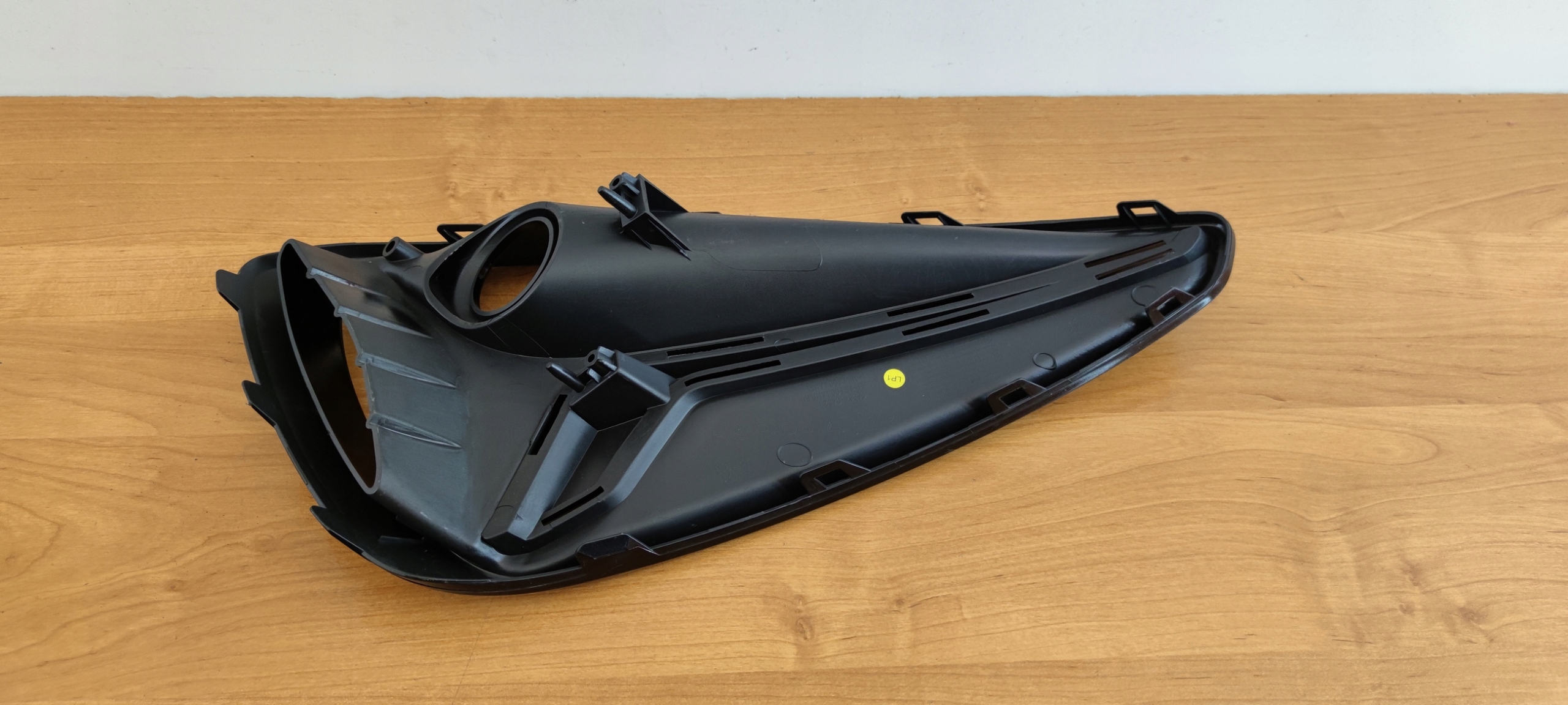 right grid of a bumper frame HYUNDAI I30 2020 ROK