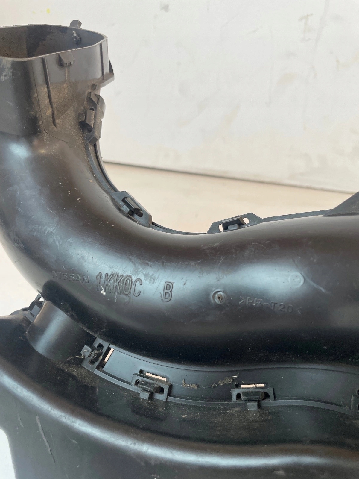 Rezonator luft Nissan Juke F15 Lift 1.2