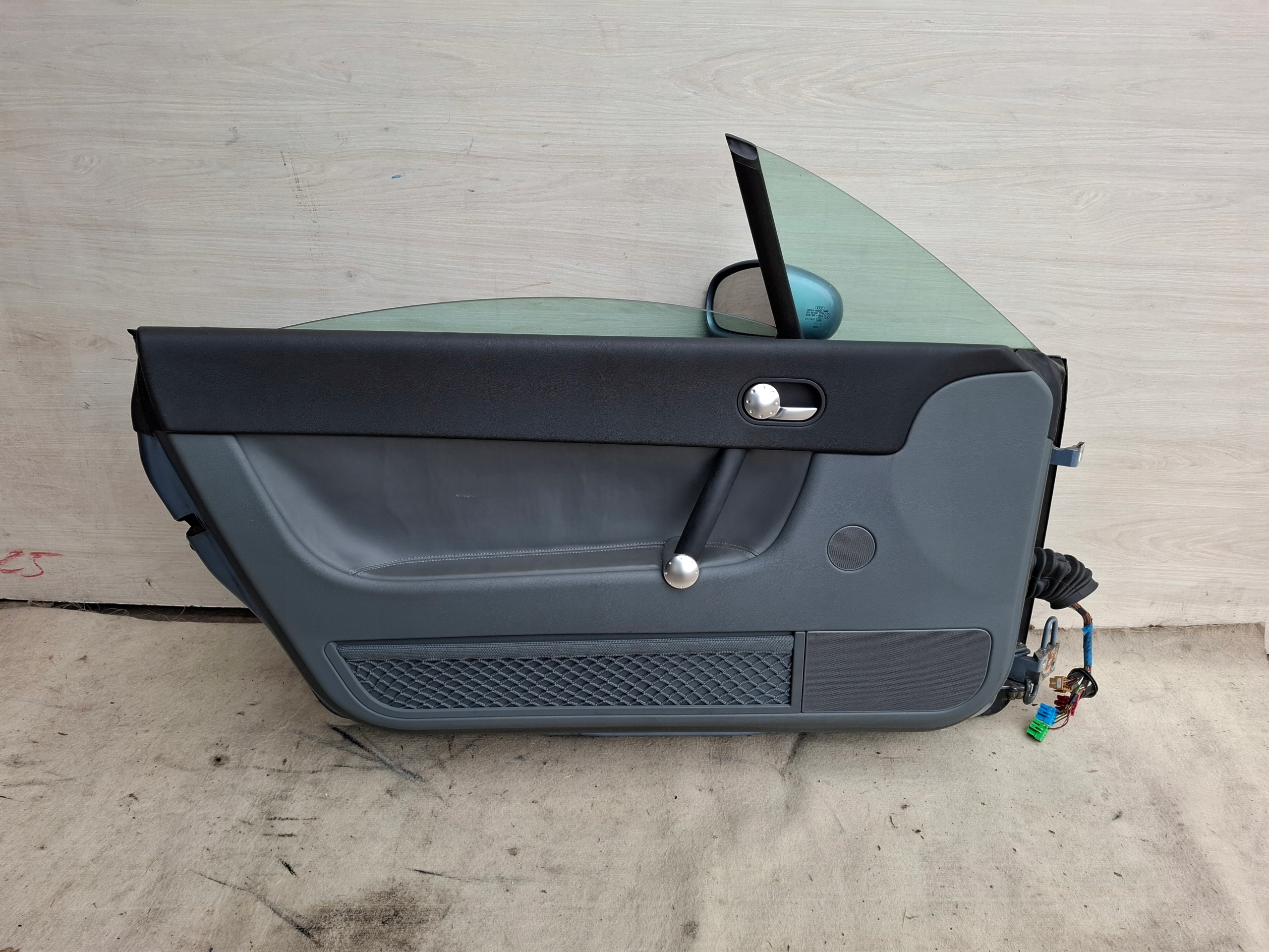 door left front AUDI TT 8N LZ7K