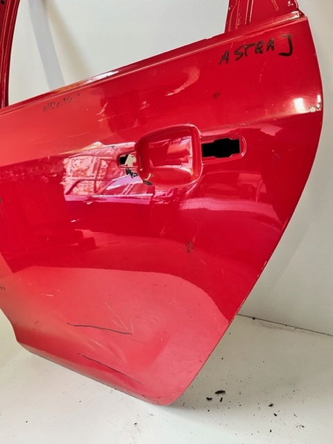 OPEL ASTRA J DRZWI TYŁ LEWY Strona zabudowy tył - lewa