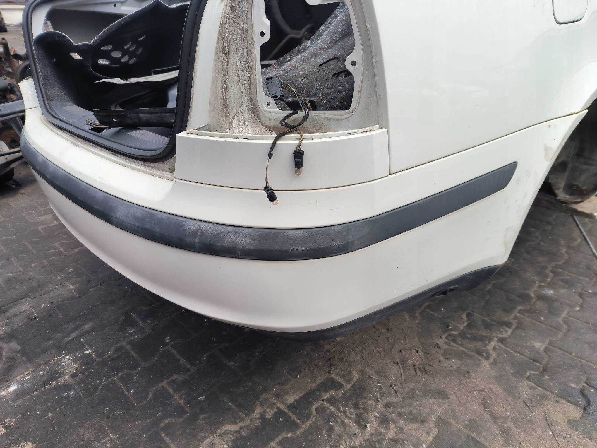 bumper rear part LF9E SKODA OCTAVIA II HB LIFT