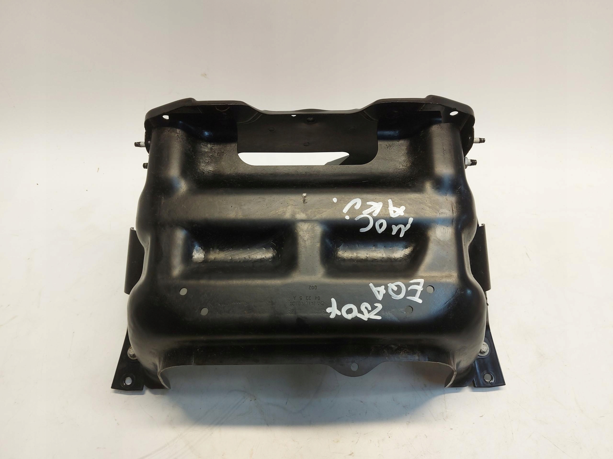 Mercedes EQA 250+ W243 obal PODSTWA akumulátoru A2436202200
