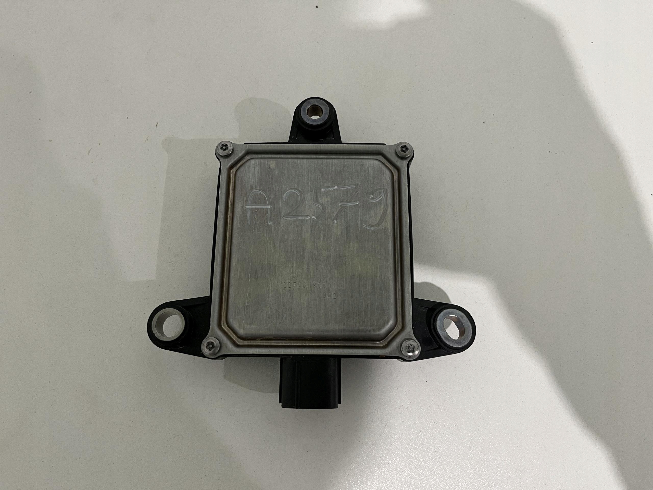 TOYOTA COROLLA E21 CZUJNIK MARTWEGO POLA 88162-02150 Numer katalogowy części 88162-02150