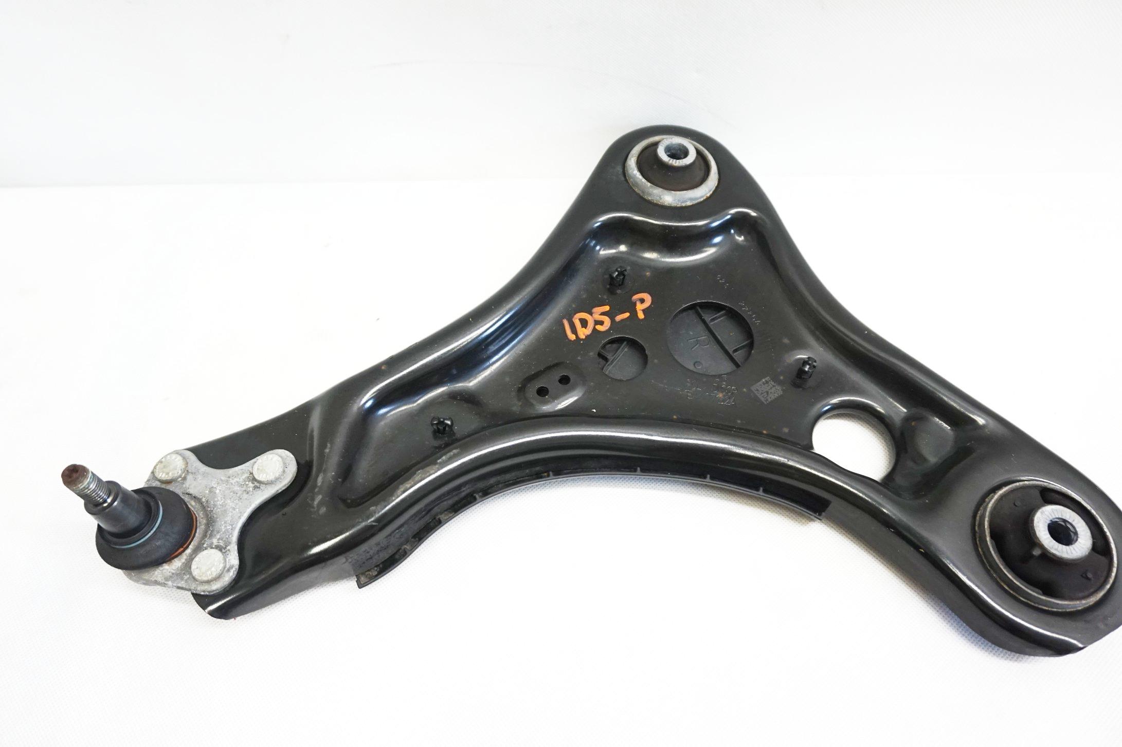 WAHACZ PRAWY PRZEDNI VW ID4 ID5 ID.4 ID.5 1EA407152A