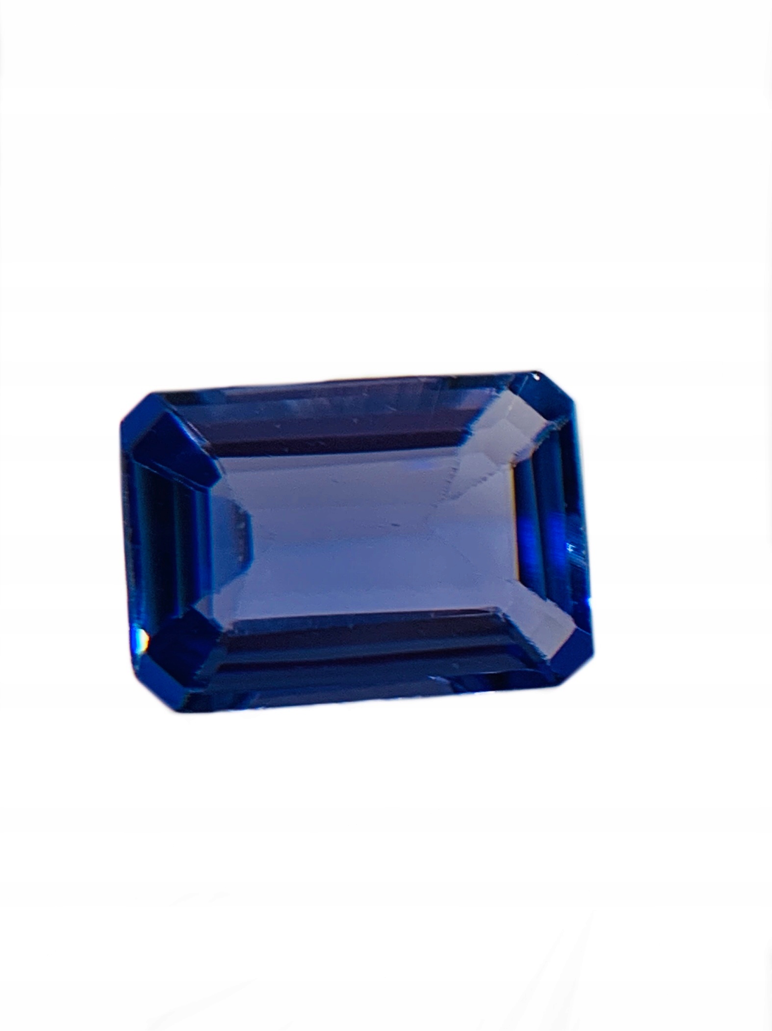 Танзанит натуральный восьмиугольник изумрудный ОГРАНКА7Х5