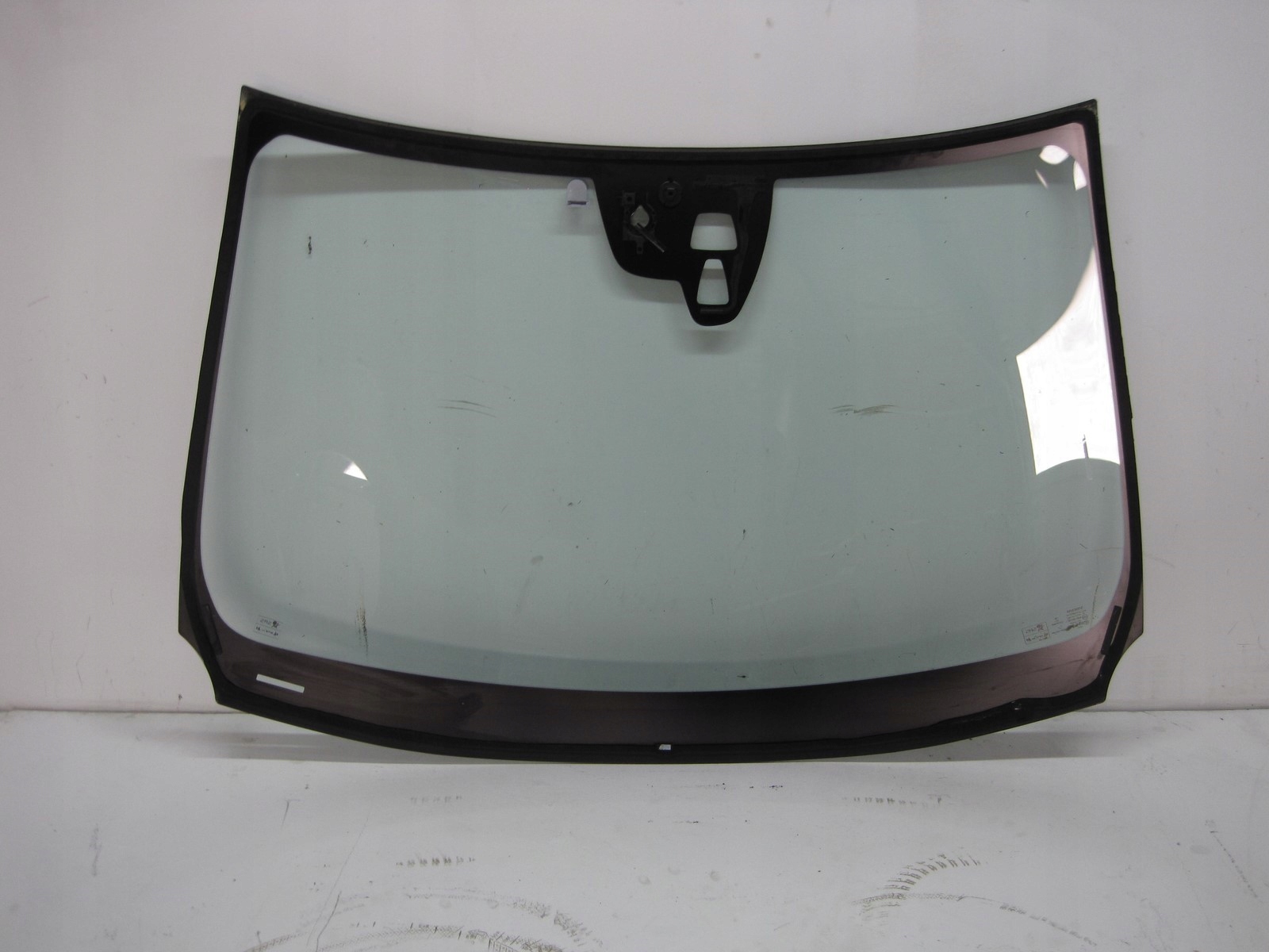 window iron front VOLVO V40 14R