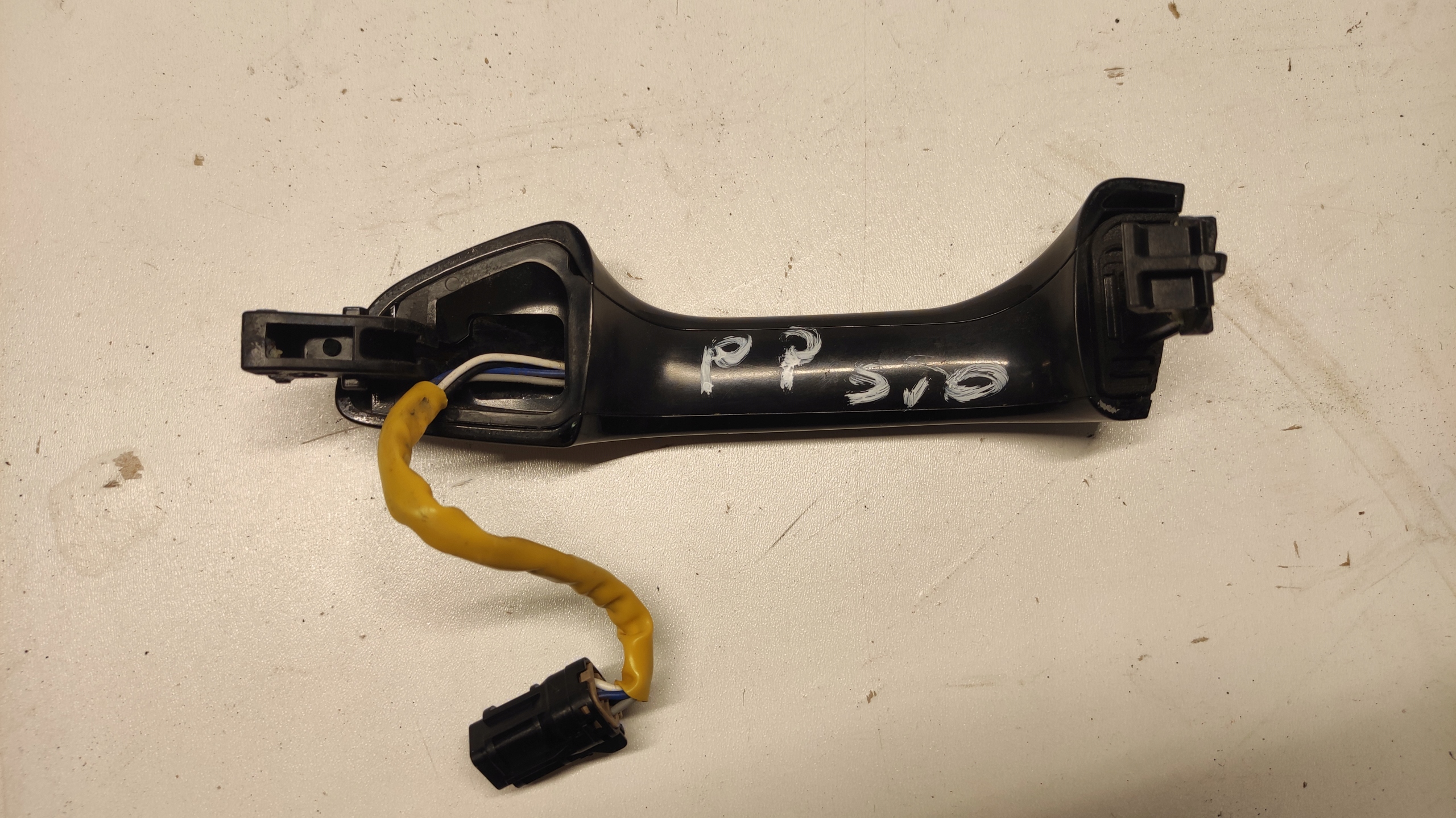 KIA STONIC ABP handle right front KEYLESS GO WOLNE RECE 17-24