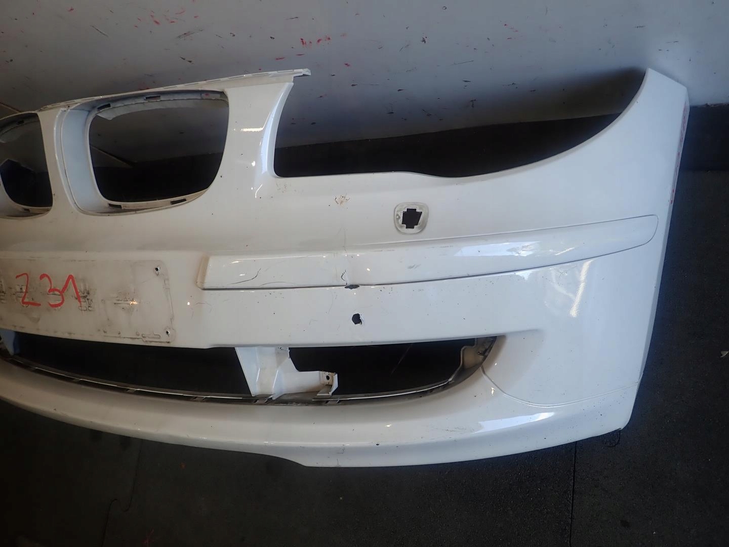 STOSSSTANGE VORNE VORNE BMW 1 E87 LIFT 2007-2011