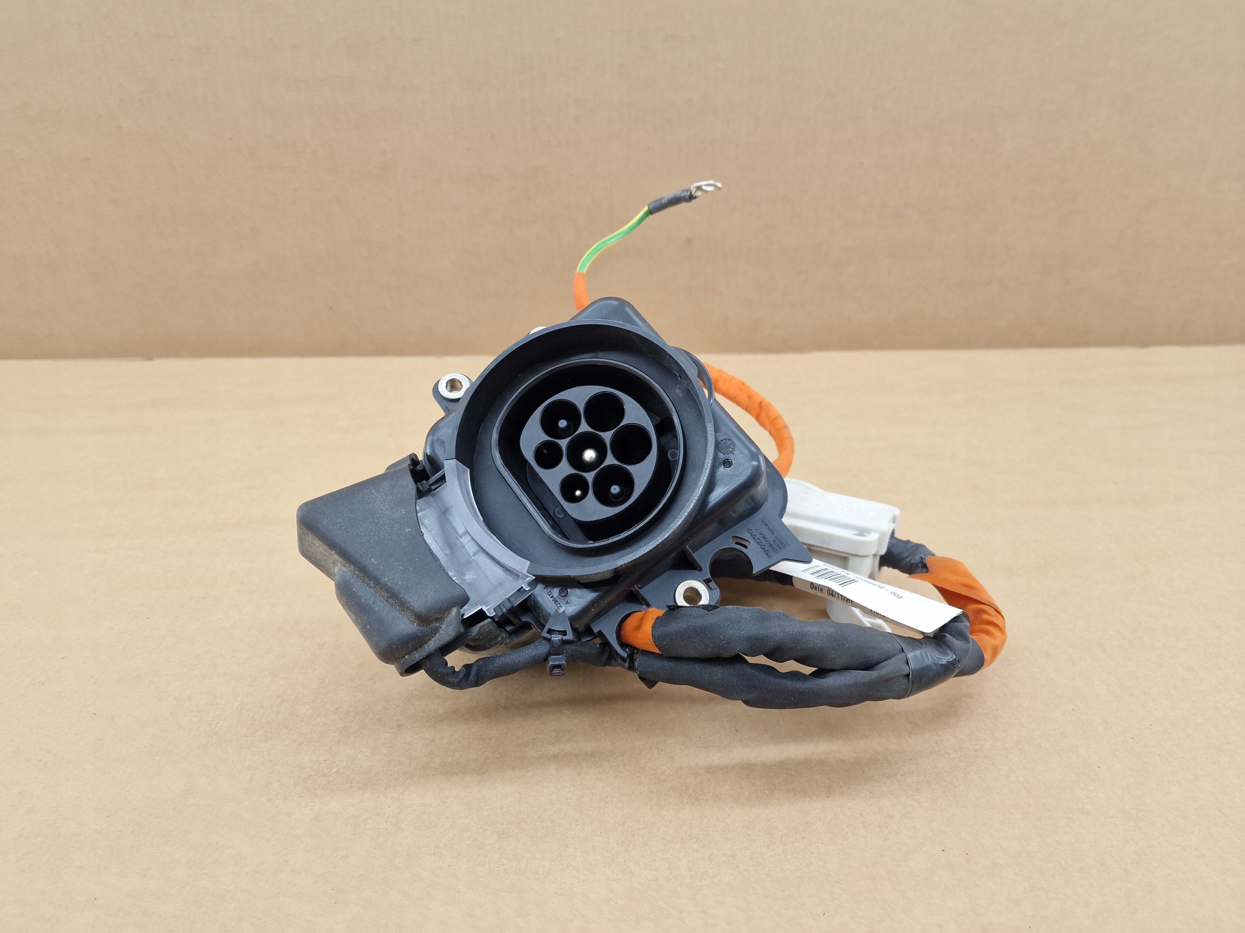 KABEL adapter LADOWANIA VOLVO XC90 T8 2022-2024