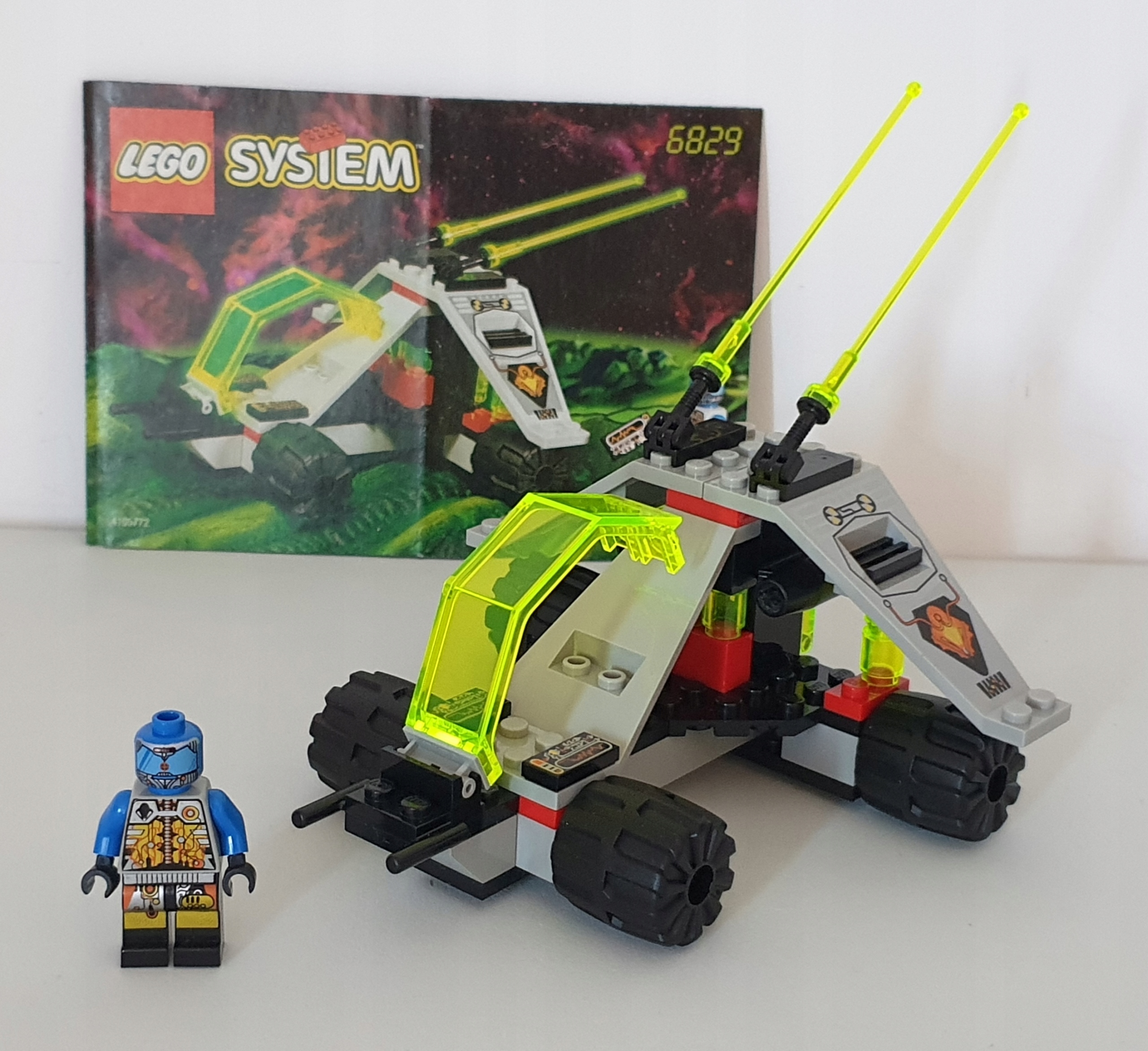 Lego System Space UFO 6829 Radon Rover