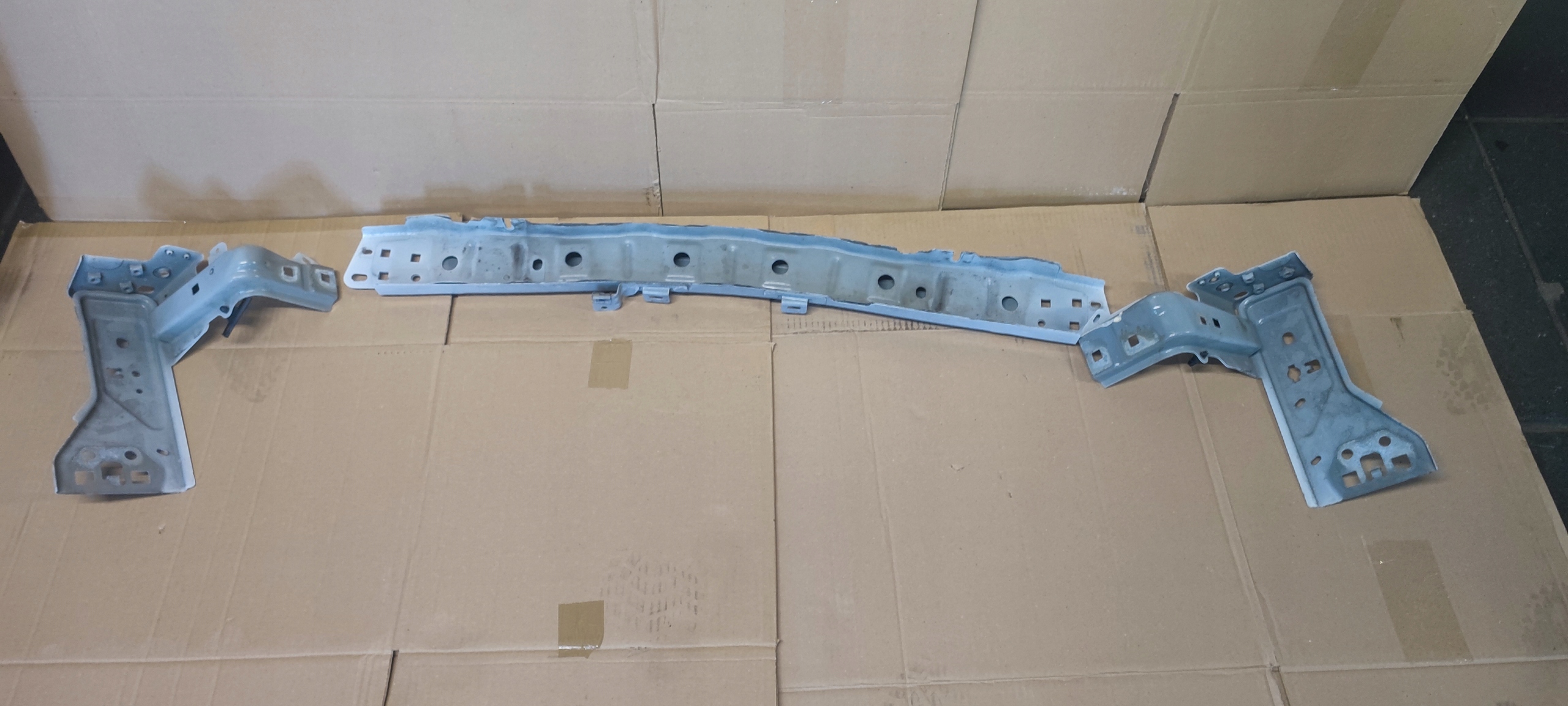 RENAULT TWINGO III 14-18r. support panel for radiators sider pillar upper