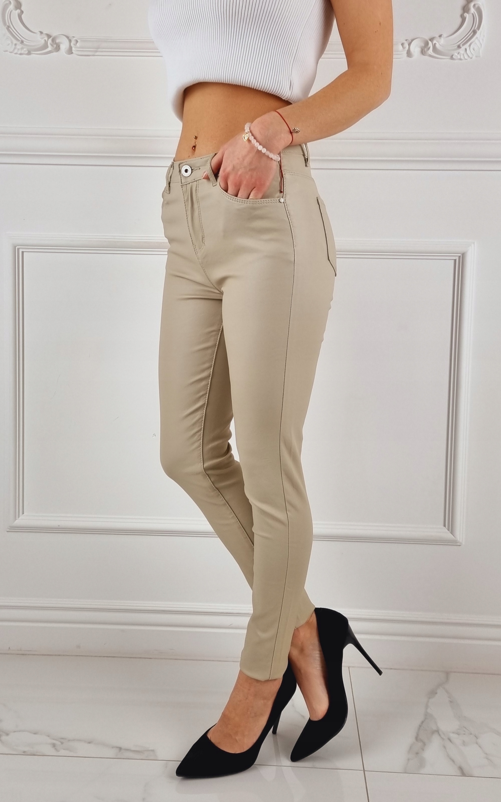 # DAMSKIE SPODNIE MODELUJĄCE WOSKOWANE - SKÓRA # Rozmiar XL