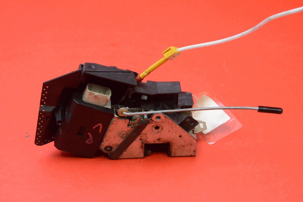lock door left front front EU BMW E39 90-00