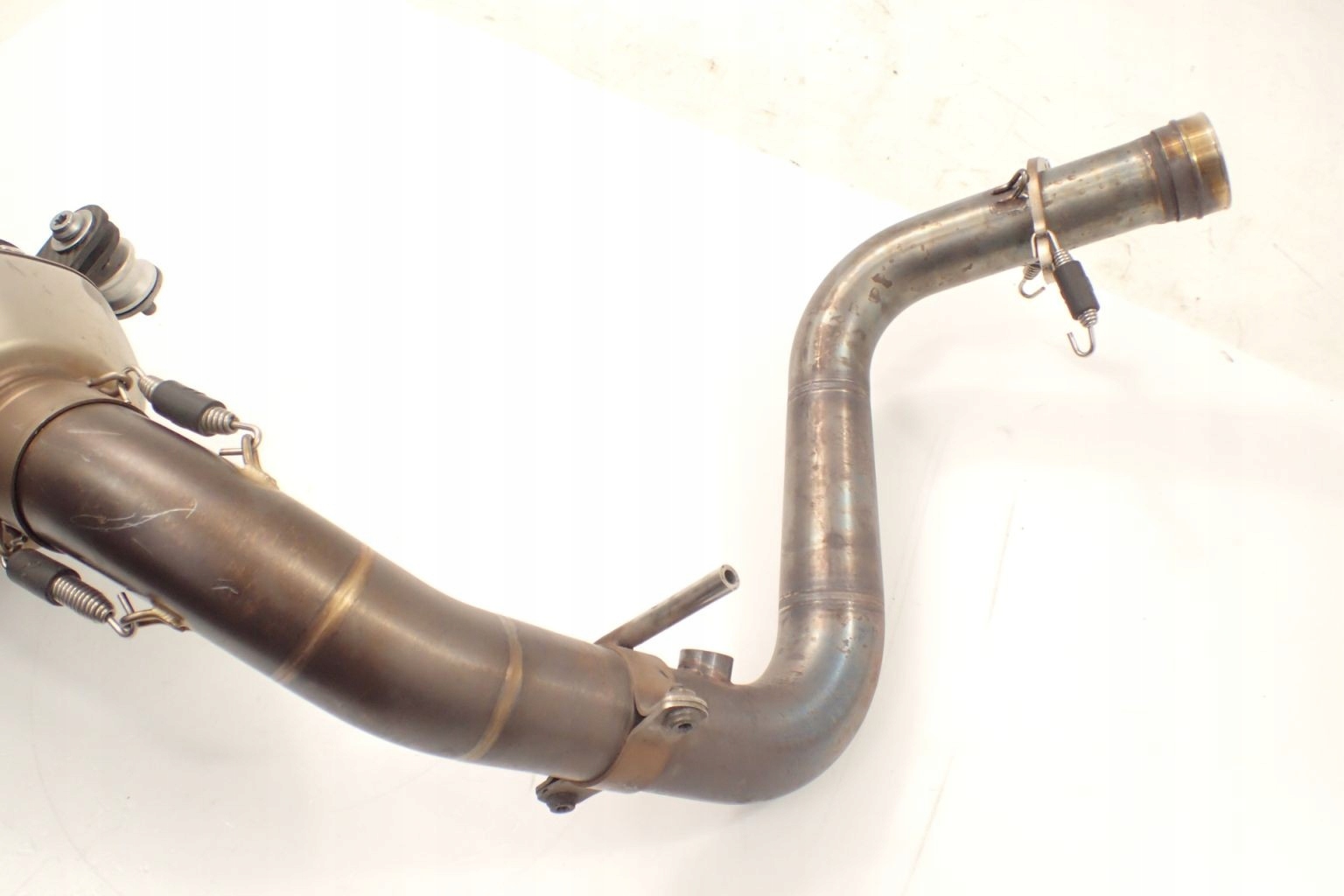 BMW G 310 R / GS 17- Tłumik wydech kolektor Akrapovic Zestaw Oryginał Dopasowanie do pojazdu produkt dedykowany