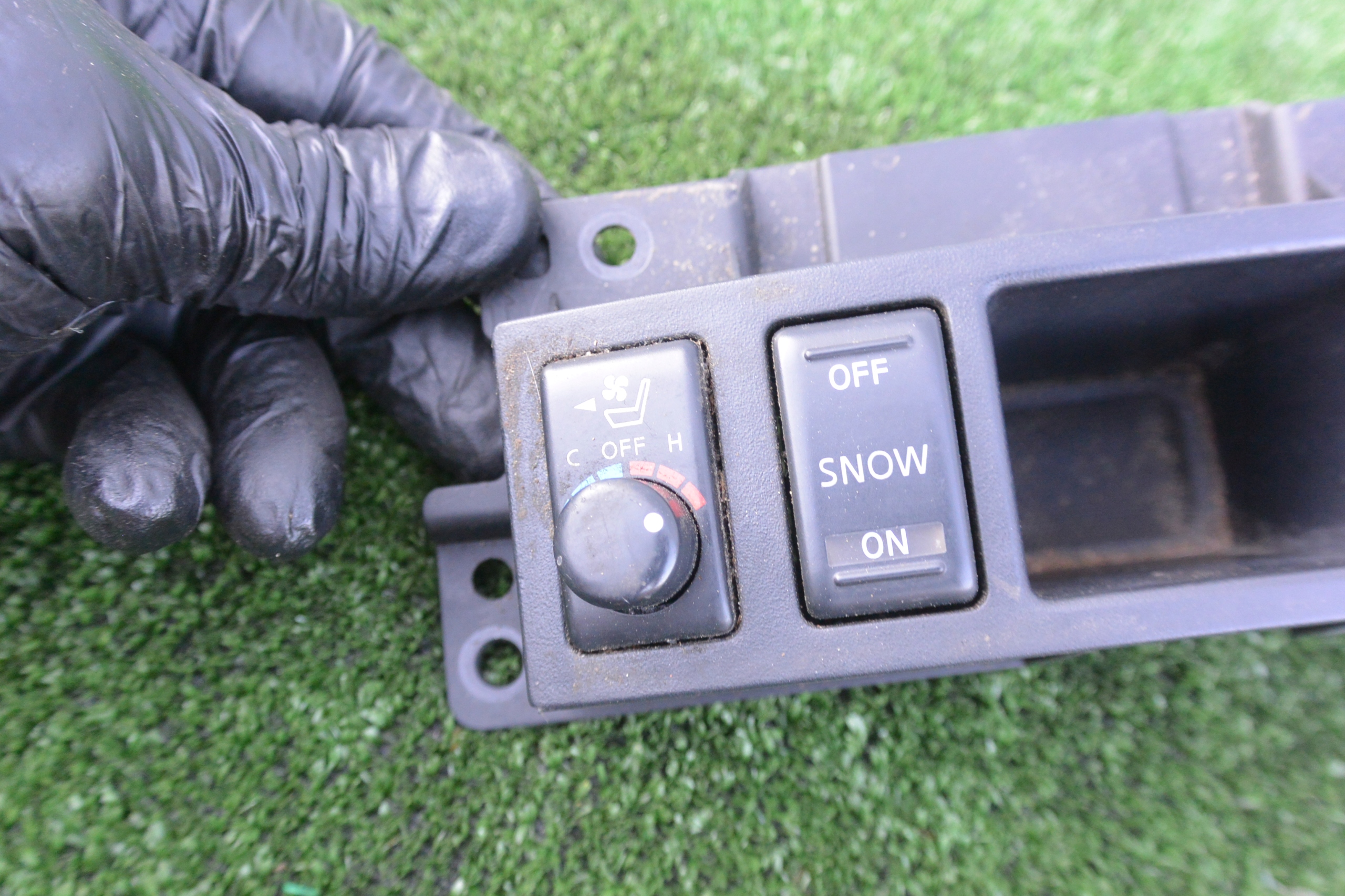 PANEL POKRETLA GRZANIA WENTYLACJI Siège TRYBOW de guide INFINITI FX35 FX50