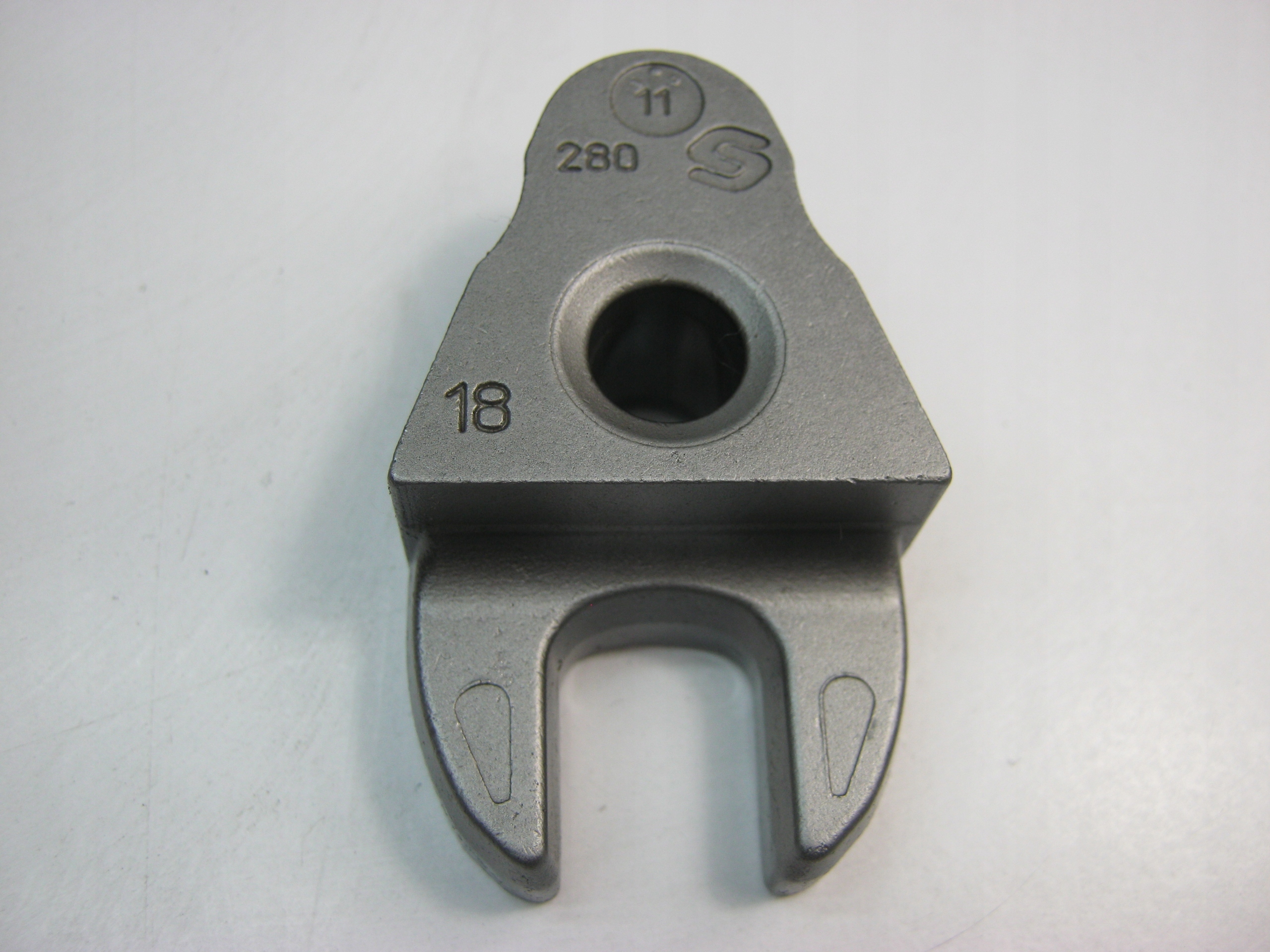 LAPKA Halter einspritz 1.6 TDCI HDI E-HDI PEUGEOT CITROEN FORD E-HDI 2010