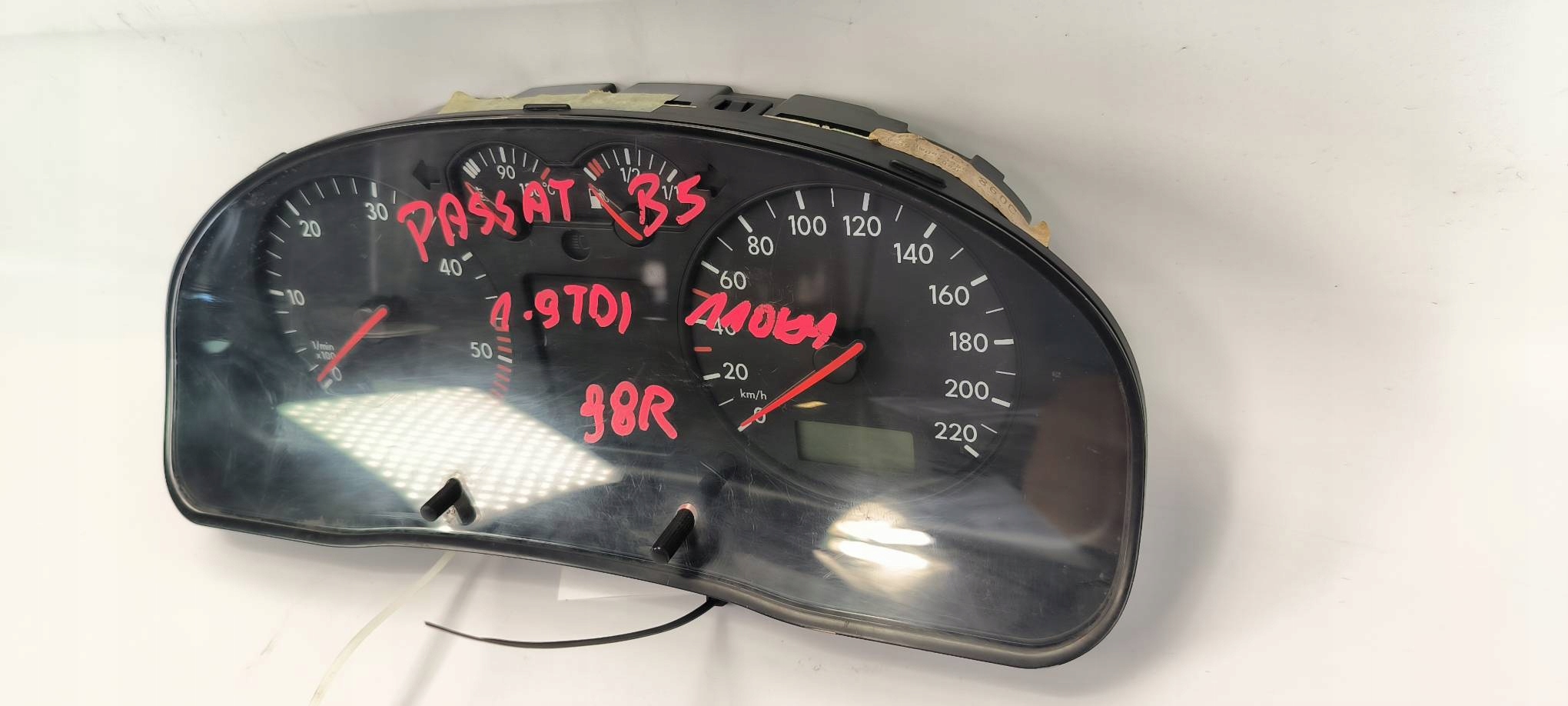 dials clock 3B1919860C VOLKSWAGEN PASSAT B5