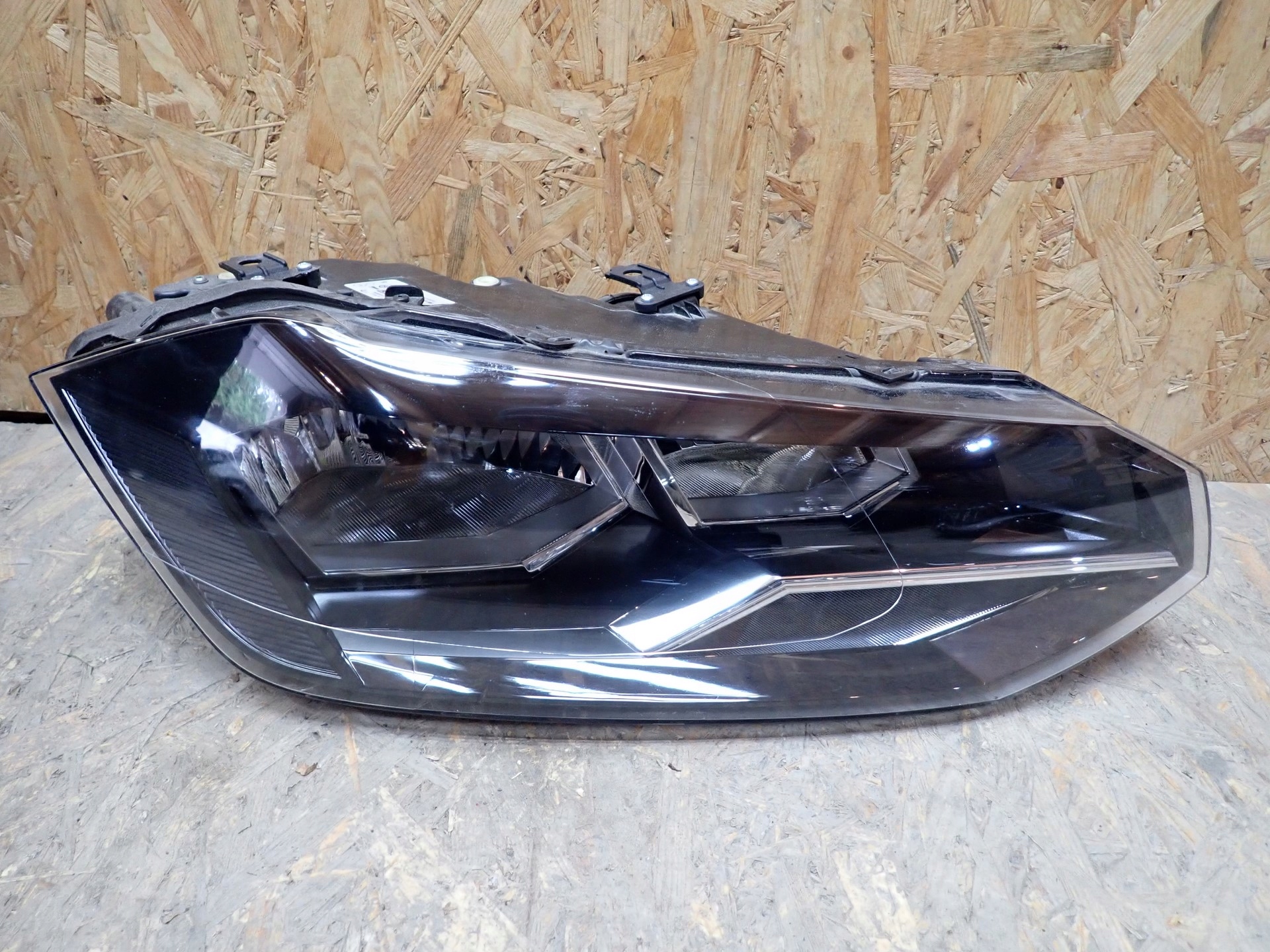 light right REFLEKTOR right VW POLO 6 2G 2017-2021R 2G1941006