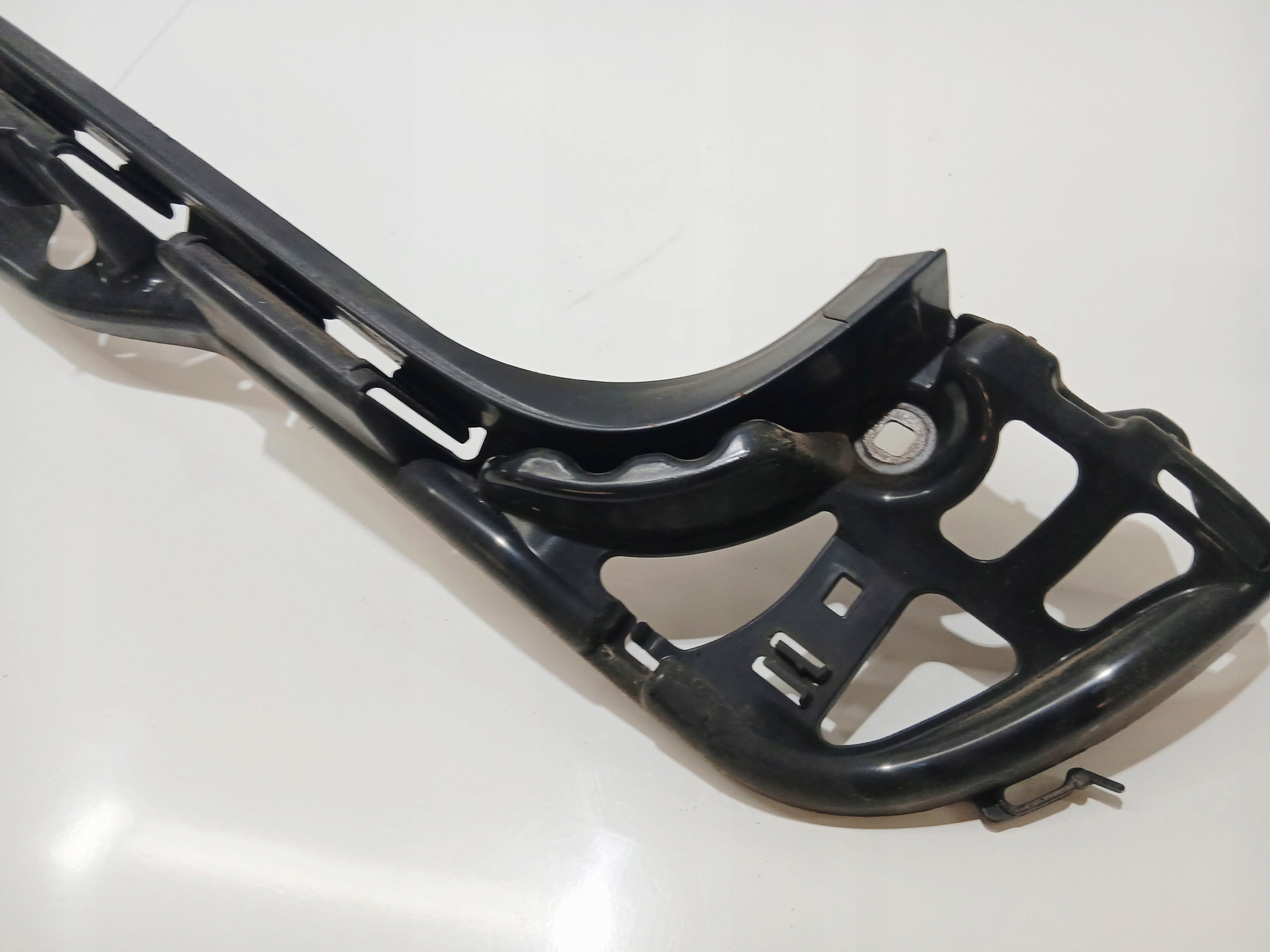 Support Support plaque Pare choc Arrière BMW E61 OE 7060797 (0000925)