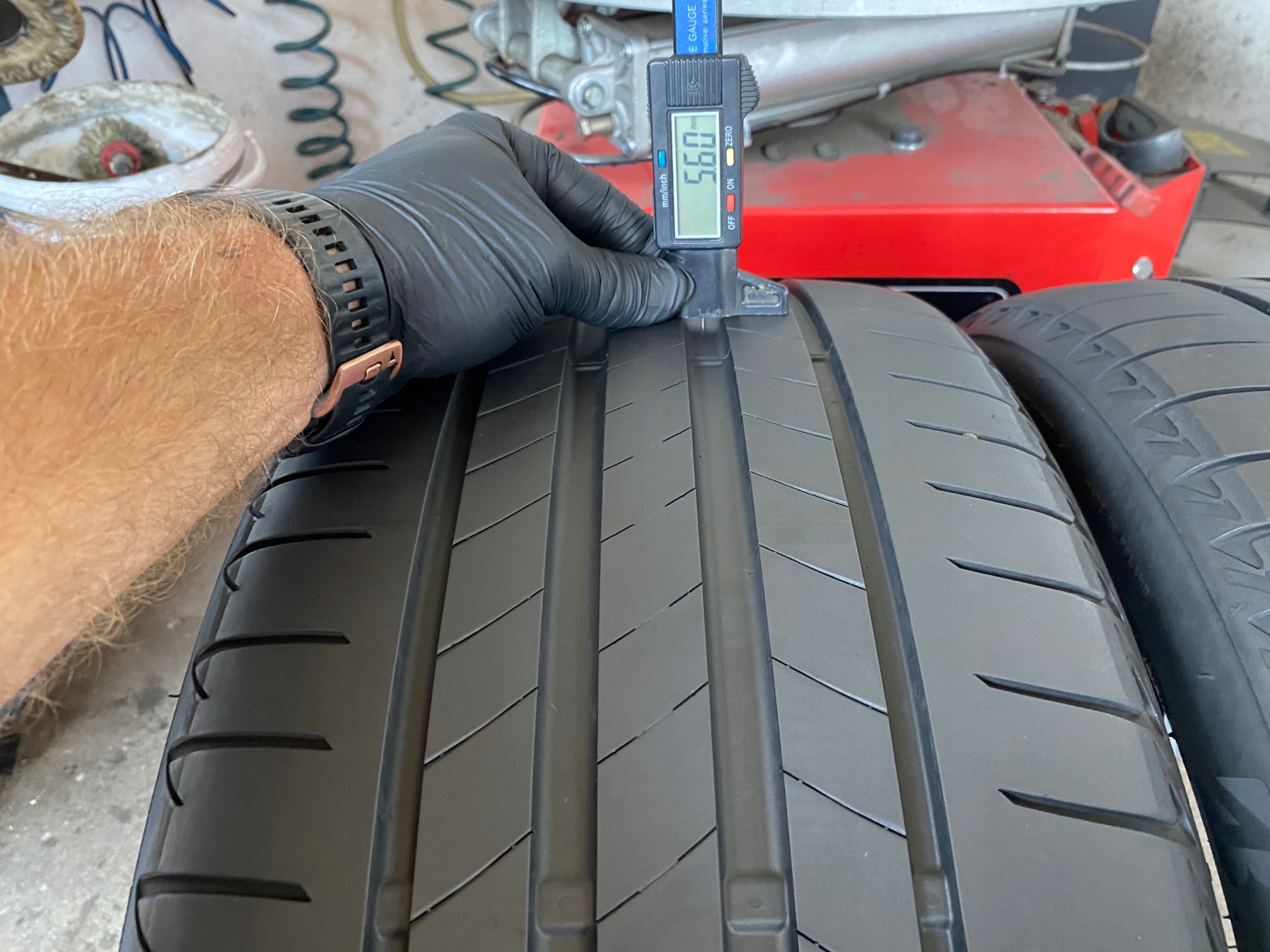 2 tyres summer 255/40R18 99Y BRIDGESTONE TURANZA T005