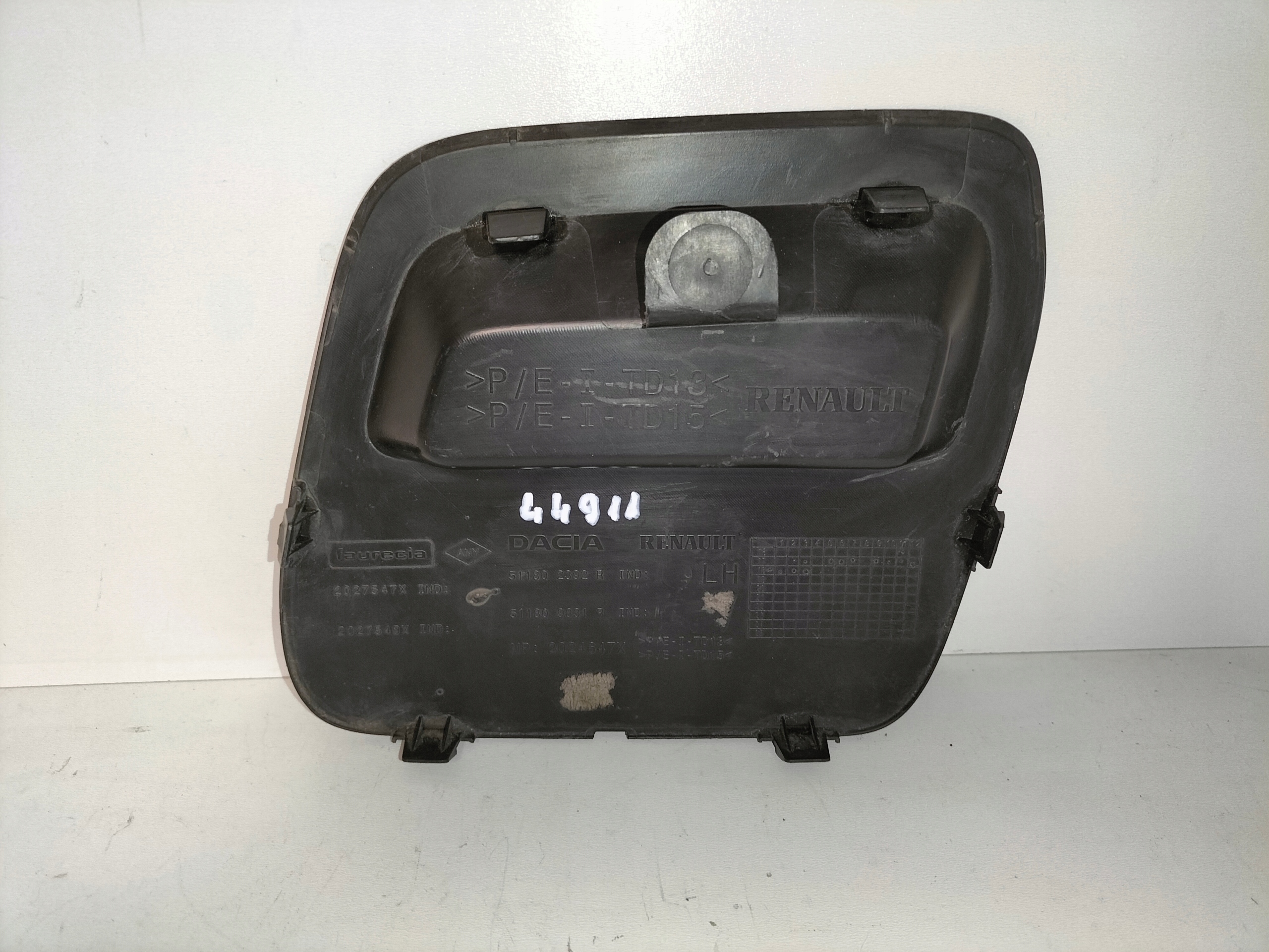 Couvre Couvertures Pare choc Avant Avant Gauche DACIA DUSTER II 17