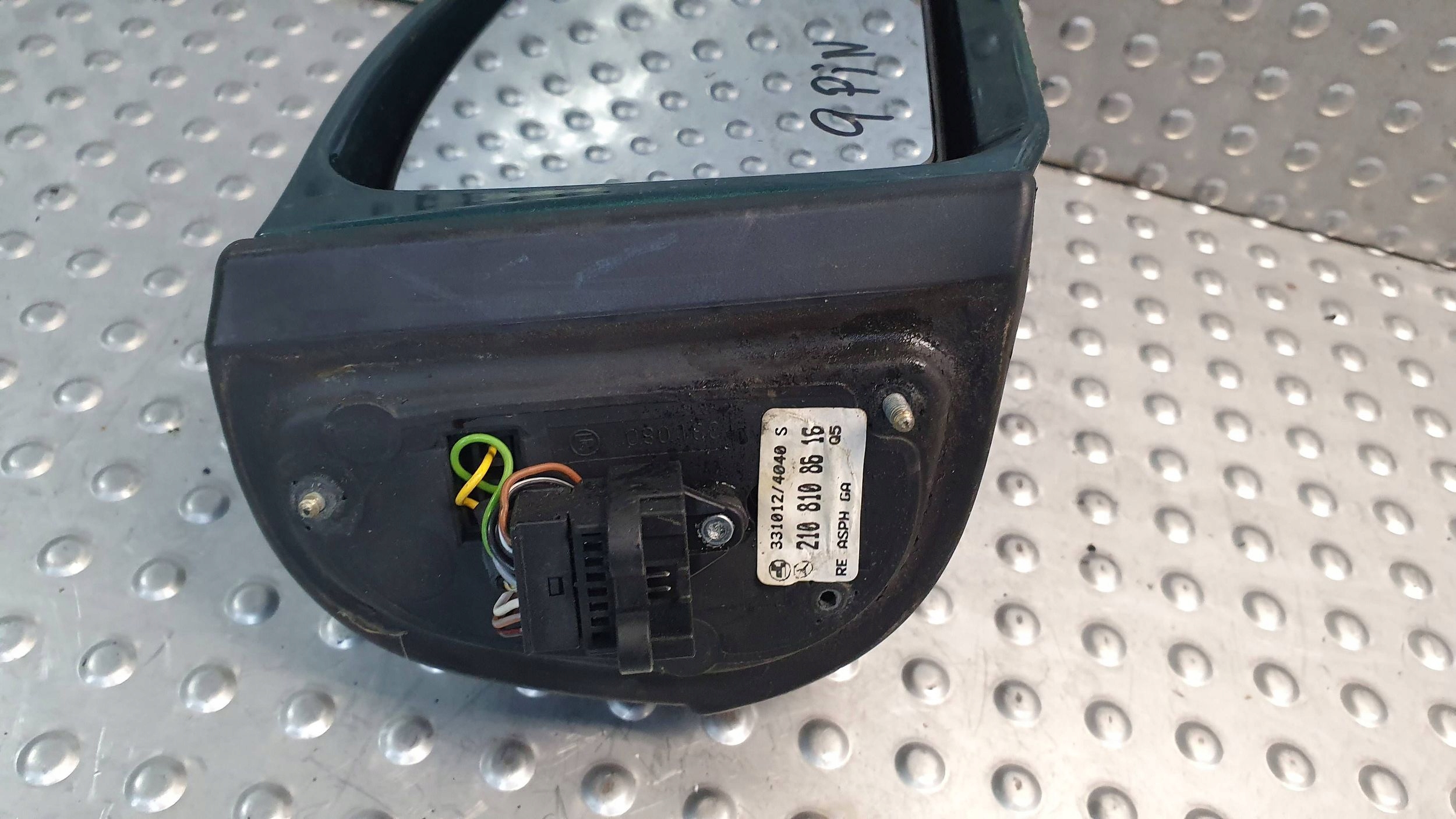 mirror right MERCEDES E-KLASA W210 7 PIN 2108108616 95