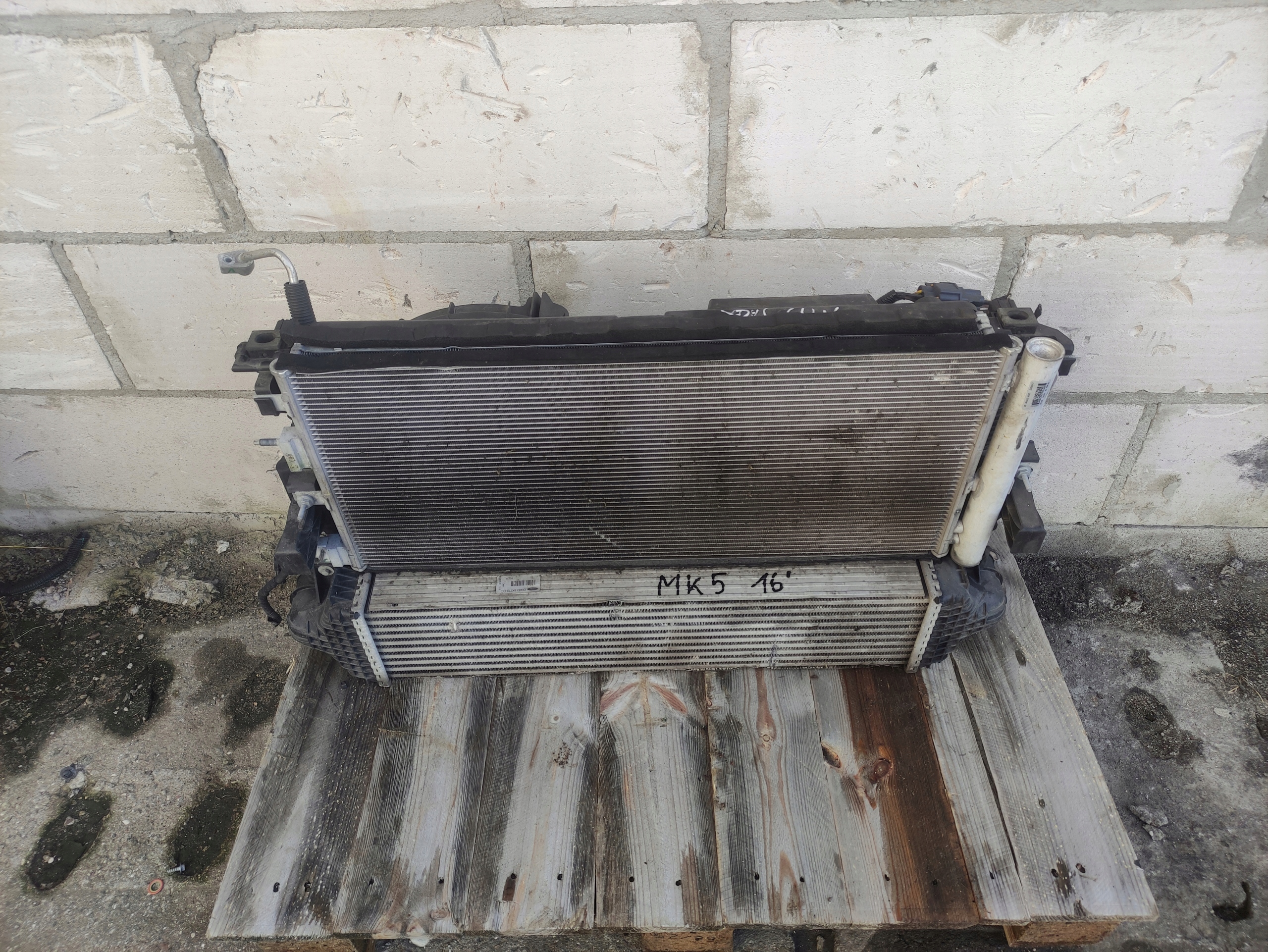 FORD MONDEO MK5 CHŁODNICE WENTYLATOR 2.0 TDCI