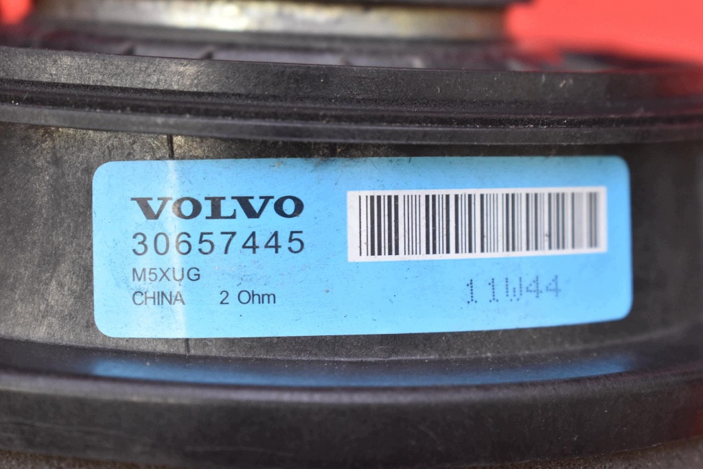 speaker left rear part 30657445 VOLVO V60 1 and 10-13