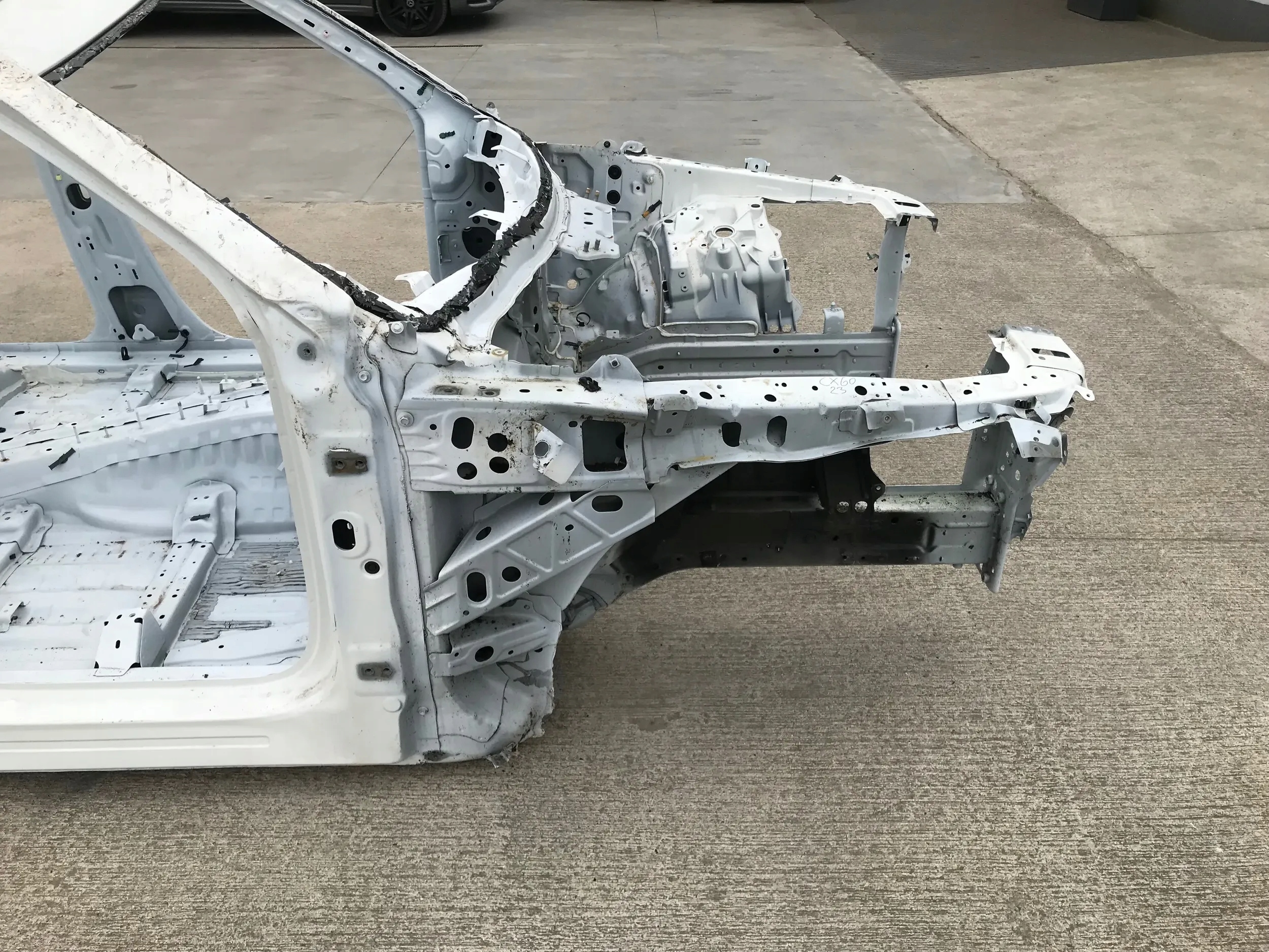 Mazda CX-60 CX60 2023 ĆWIARTKA PODŁUŻNICA PRAWY PRZÓD PRZEDNIA