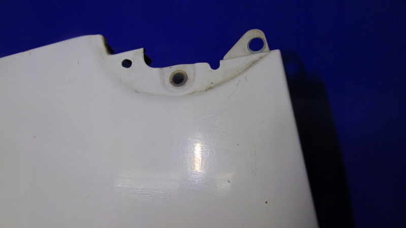 fender right front MASTER II MOVANO II 03-10 ROK