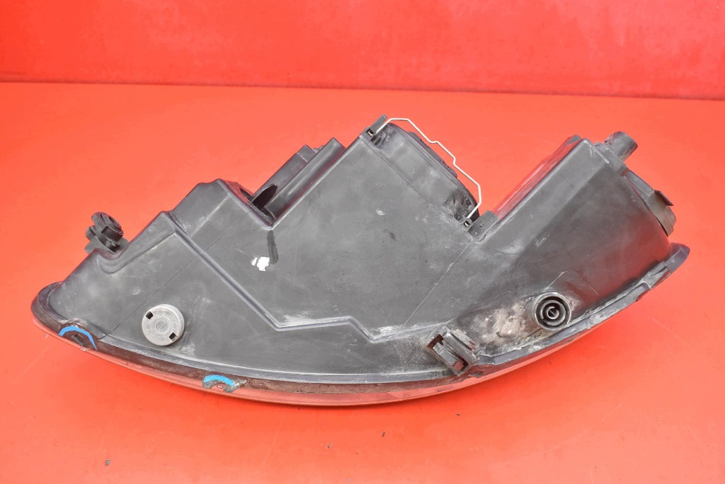 REFLEKTOR right light front EU 5P1941006D SEAT TOLEDO 3 III 04-10