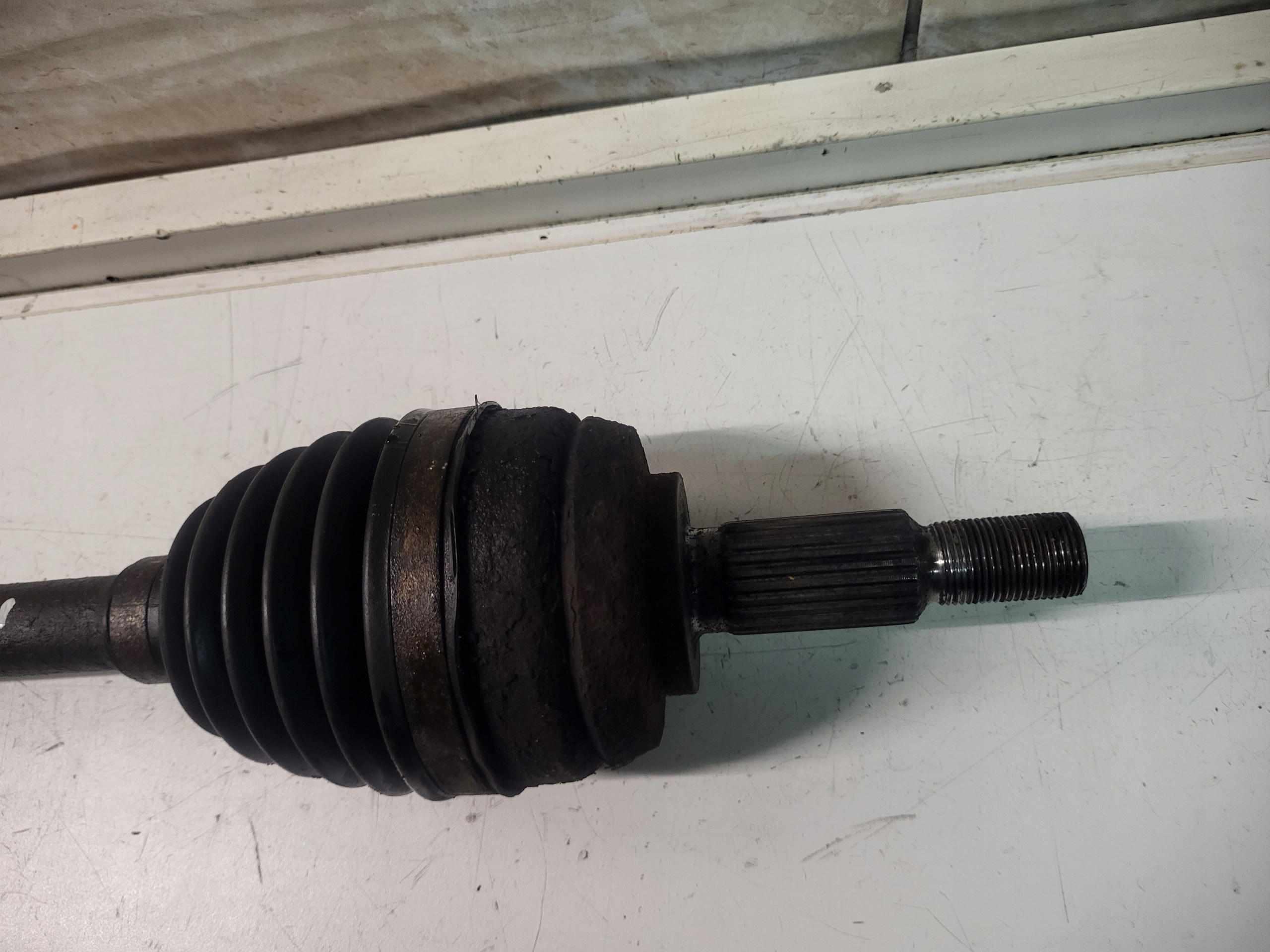 semi-axis left RENAULT MEGANE III 1.4TCE