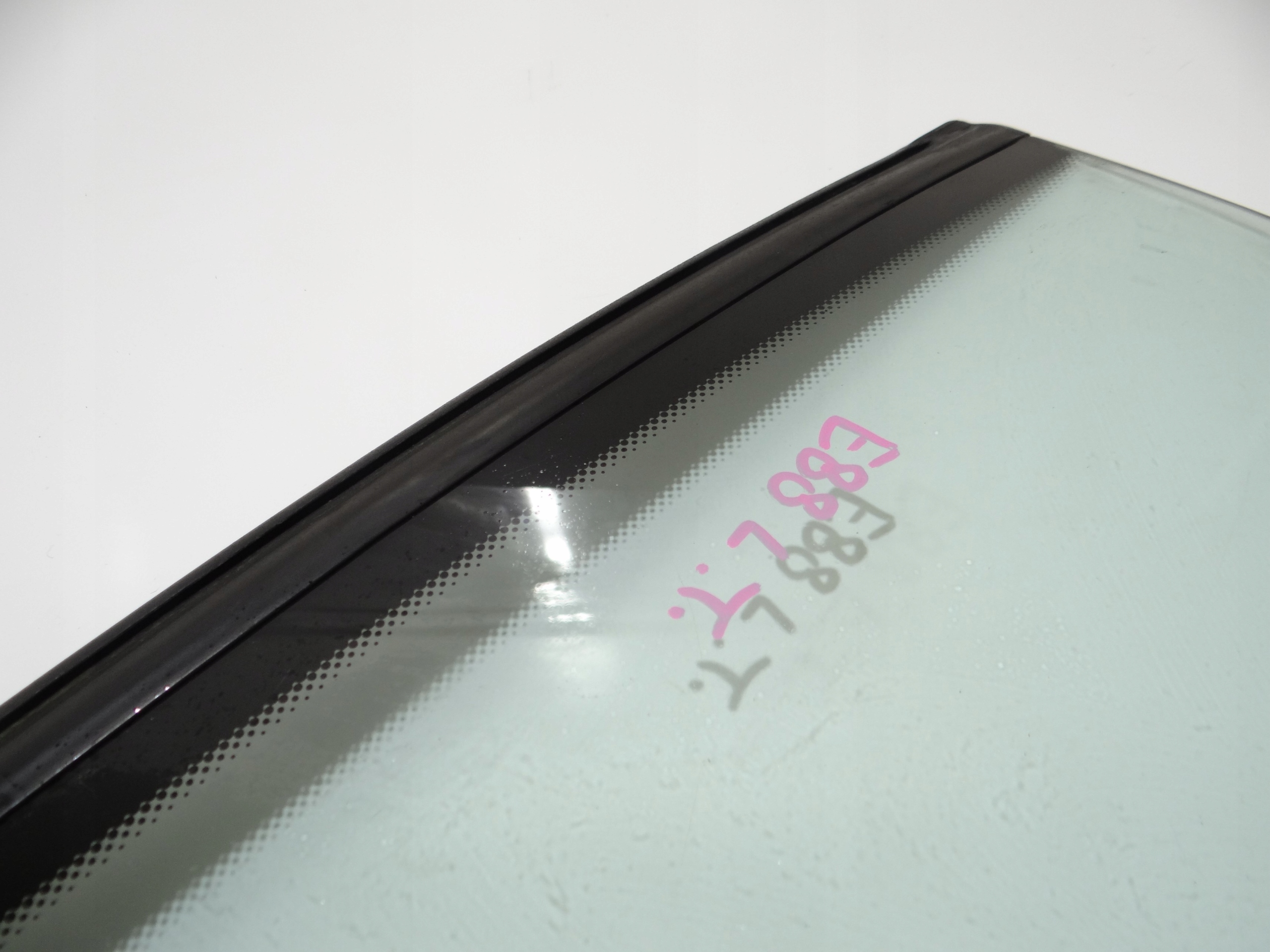window side left rear part BMW E88