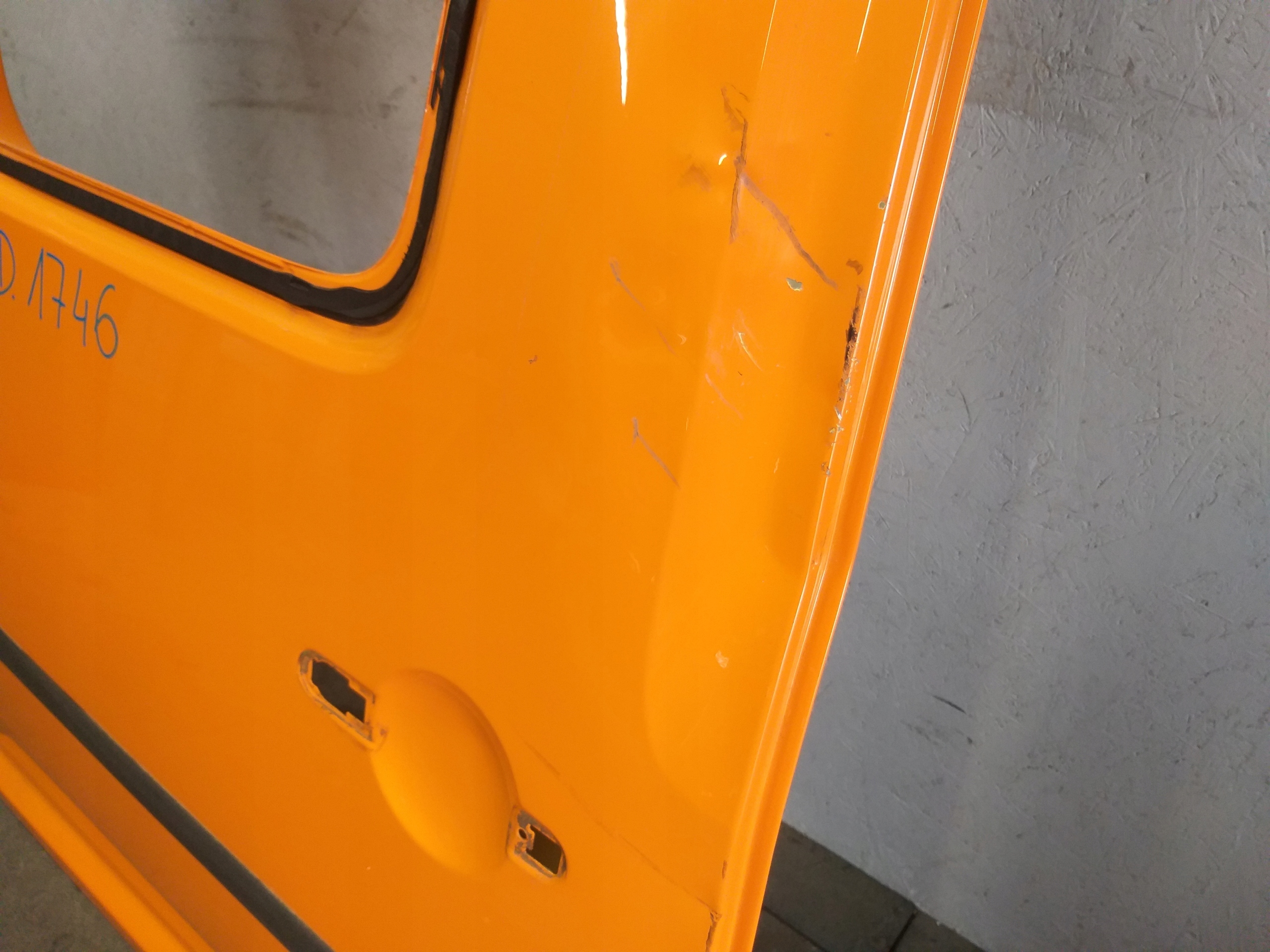 Tür heck rechts VW CADDY LONG 03
