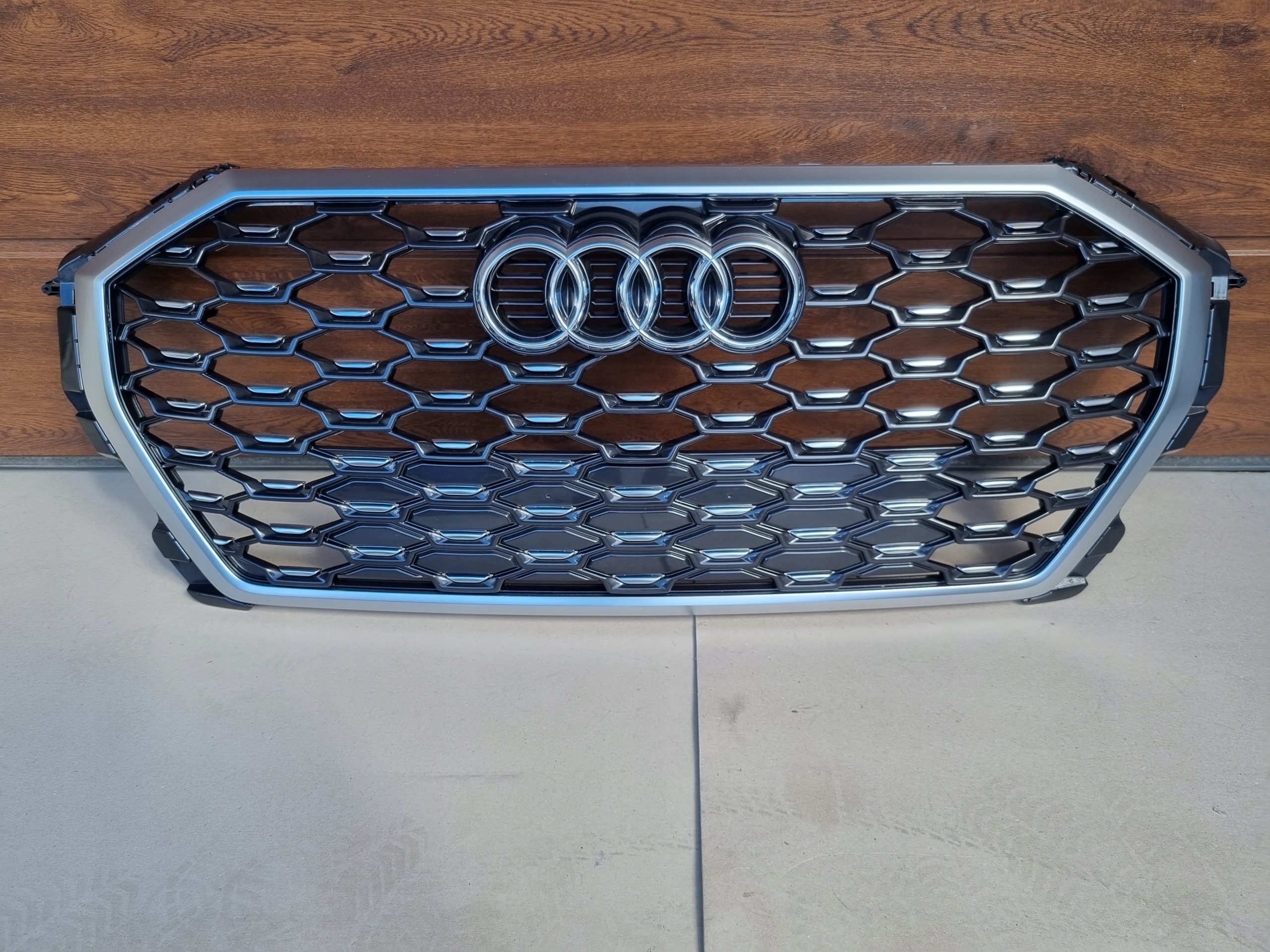 Audi OE 83F853651 83F853651A