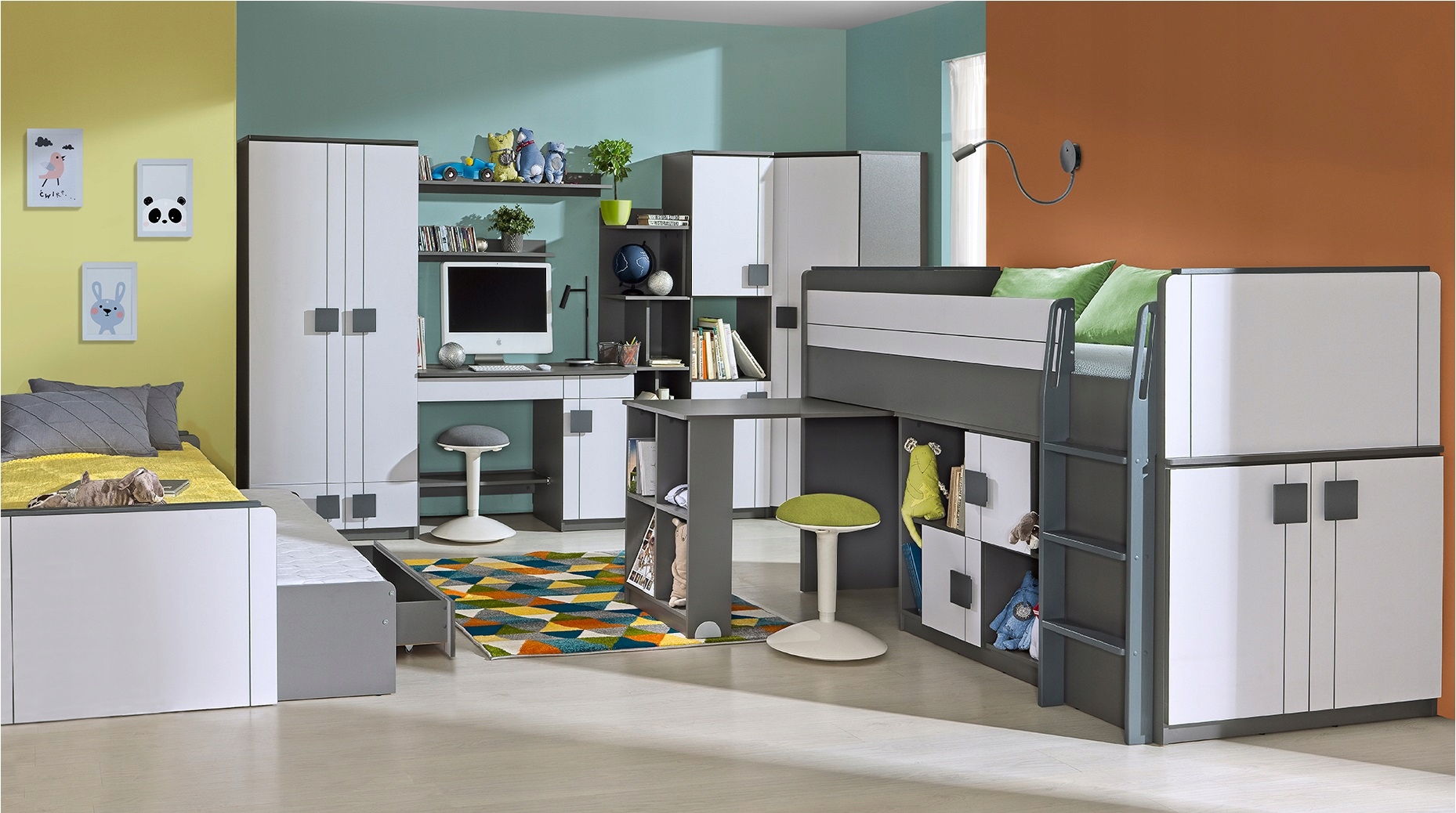 meble bieliźniarka regał z drzwiami zamykany na odzież wąski słupek Gumi 18 Kolekcja Gumi