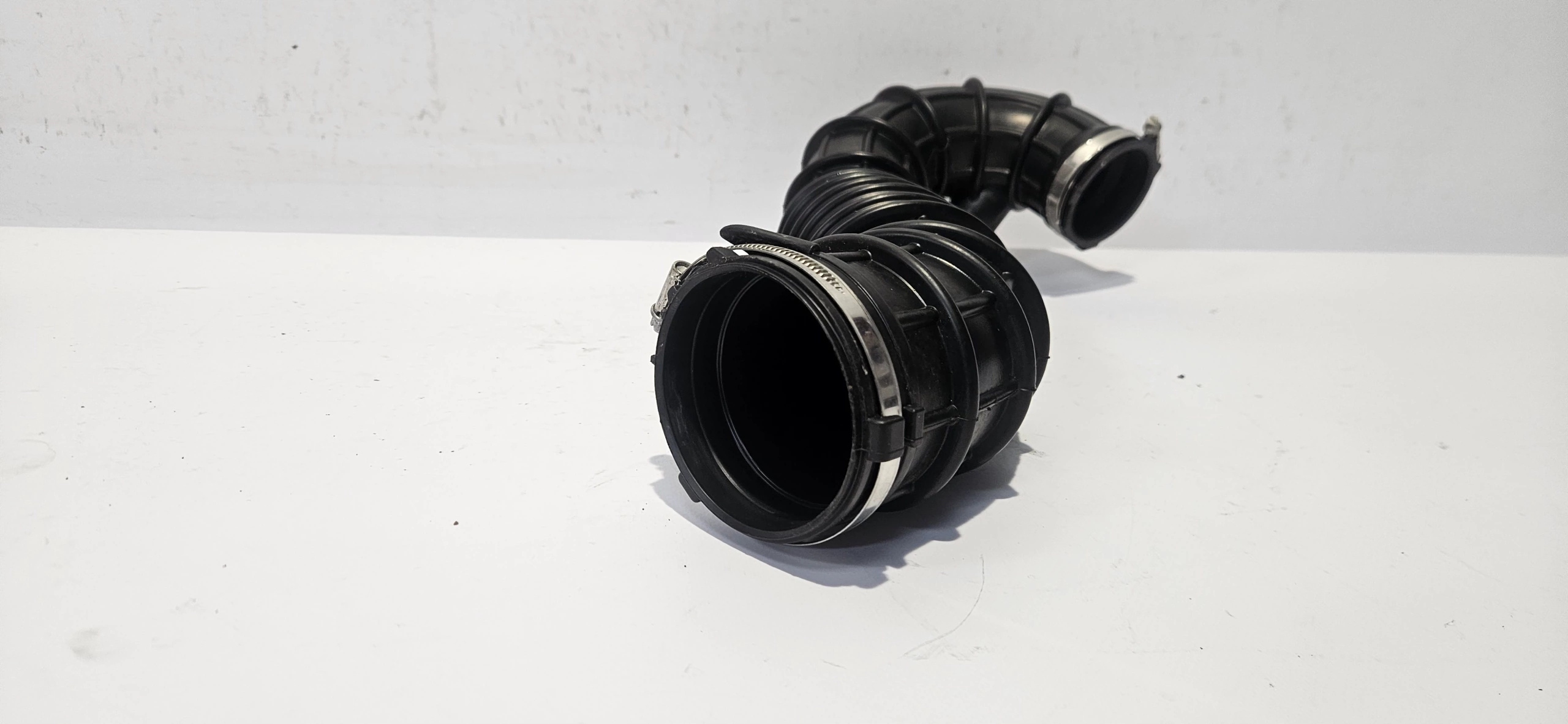 pipe wiring air VW CRAFTER II 2.0 TDI original 2N0129615AK