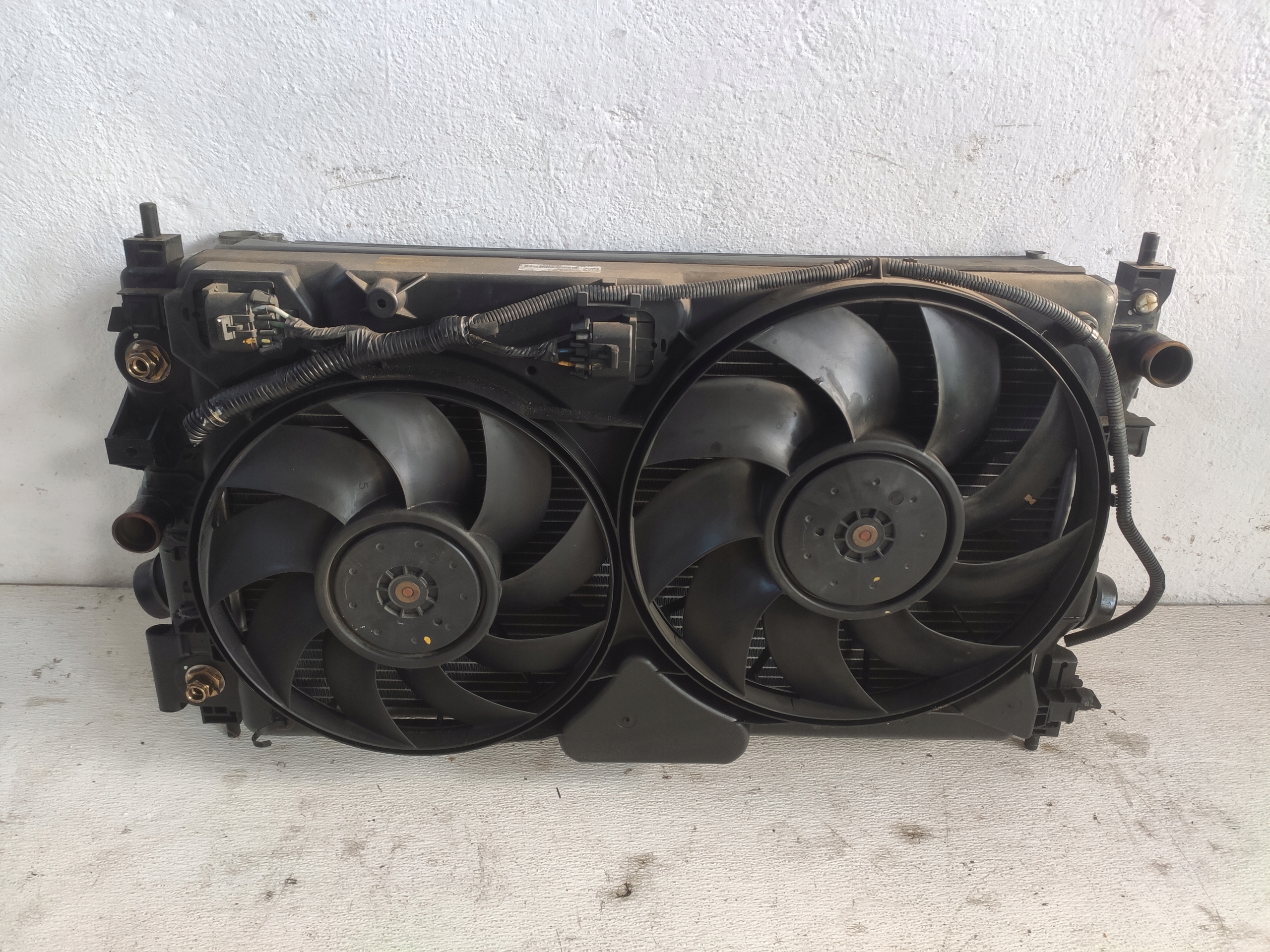 CHEVROLET ORLANDO 2.0VCDI AUTOMAT KOMPLET Radiateur