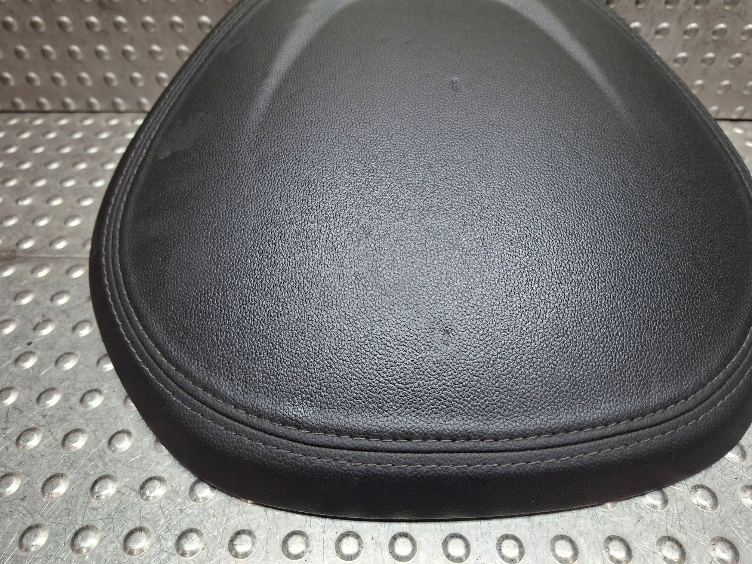 Sonnenblende Blende Abdeckung des Kombiinstruments 681013574R RENAULT KADJAR 2017