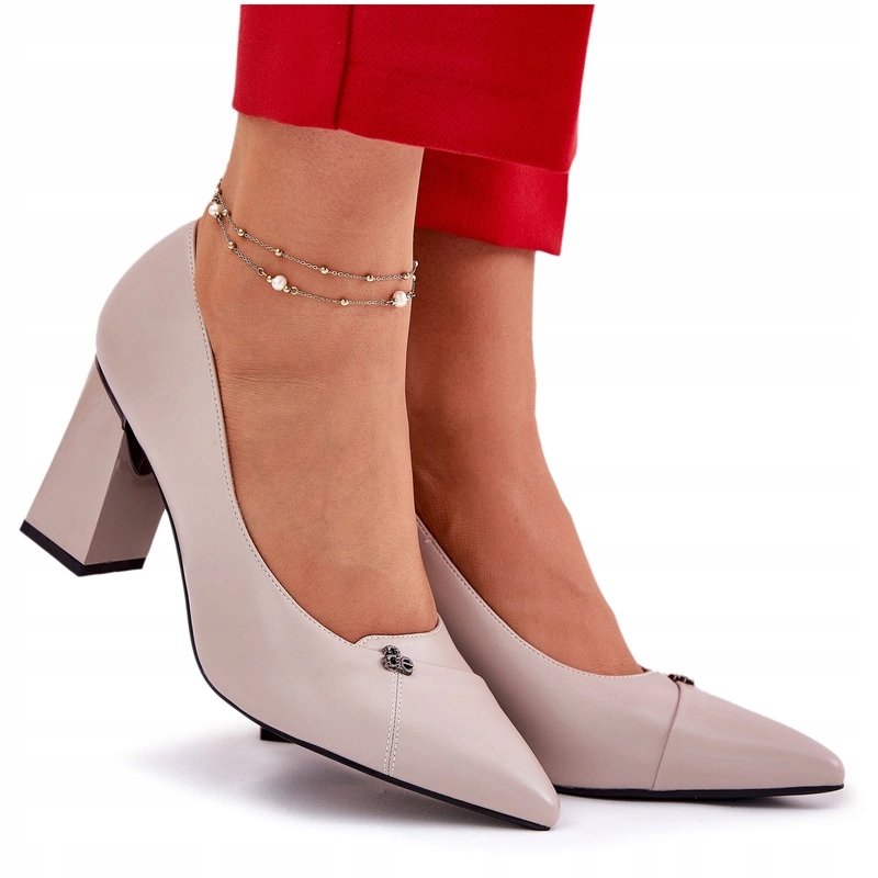 Elegantní Lodičky Na Podpatku S Špičatými Špičkami Vinceza 62224 Šedé 37