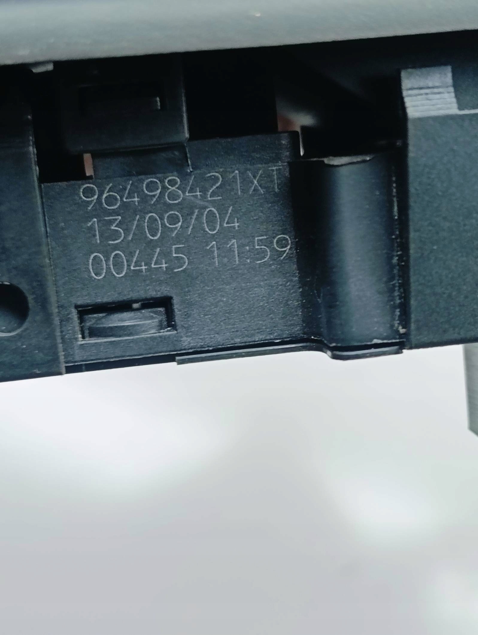 window control switch left Peugeot 307 96498421XT