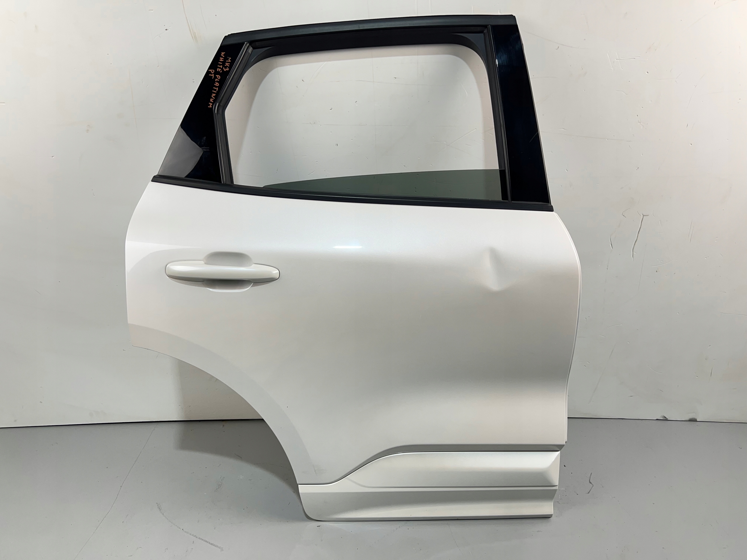door right rear. FORD KUGA III MK3 ST-LINE WHITE PLATINUM