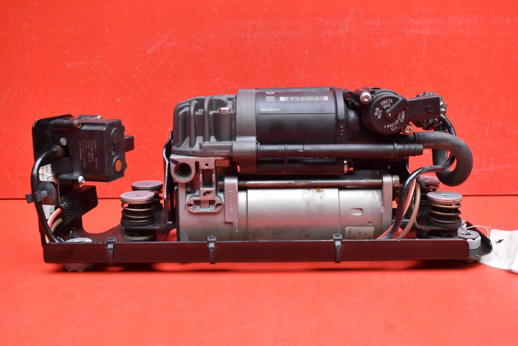 pump compressor; springing 6794465 BMW F02 4.4 V8 407 KM 08-12
